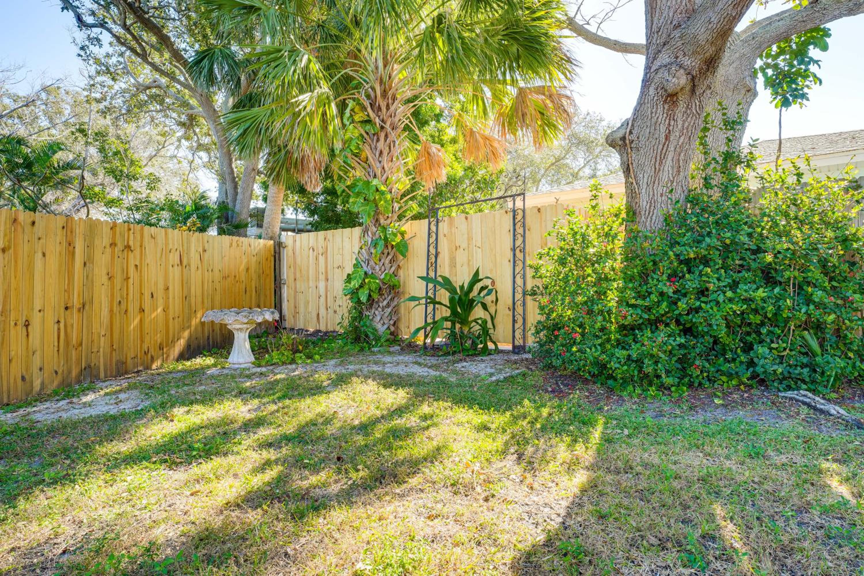 Walk to Sand and Sun! Breezy Indian Rocks Beach Home