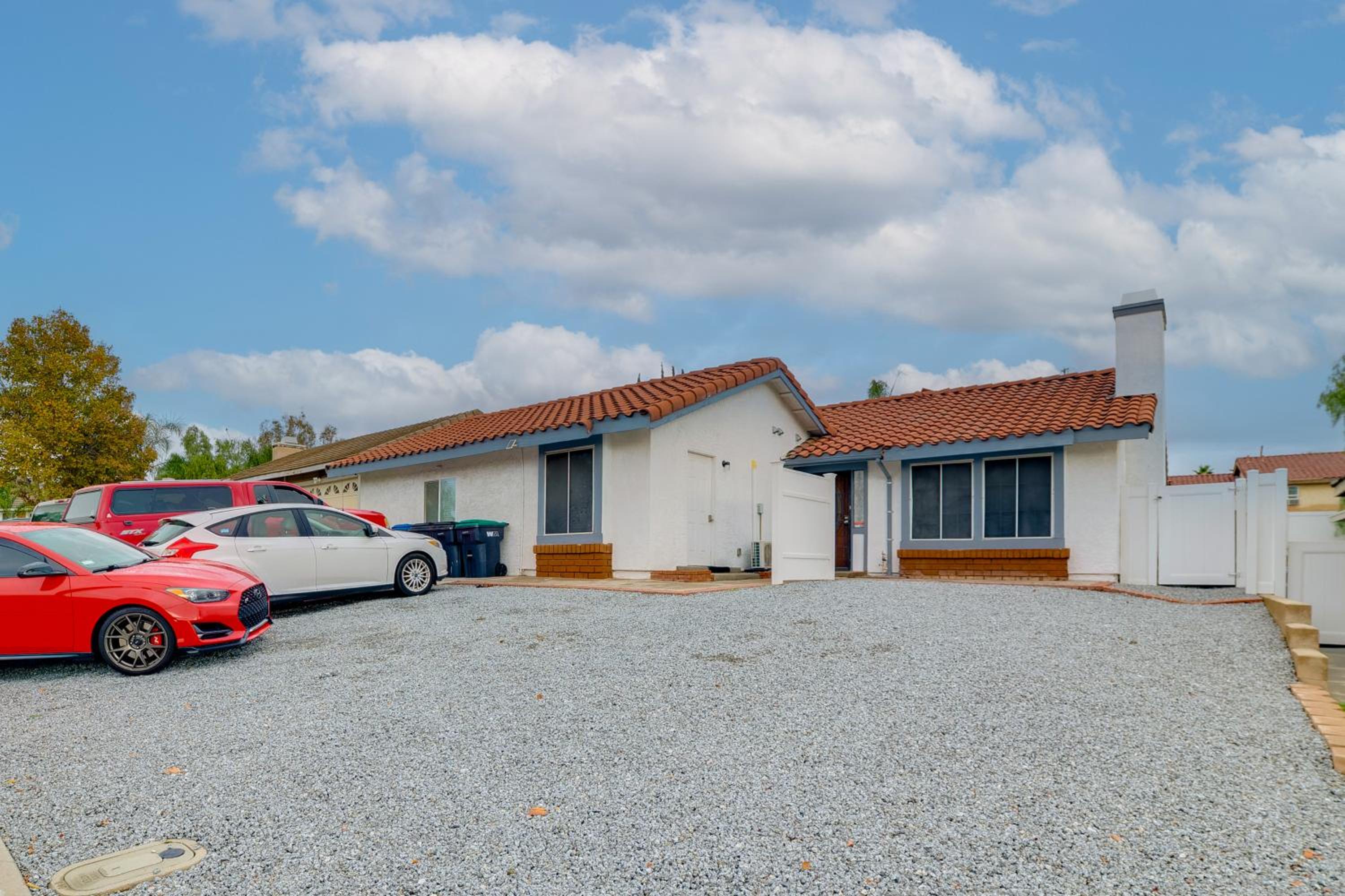 10 Mi to Riverside! Apt Near RUHS Medical Center