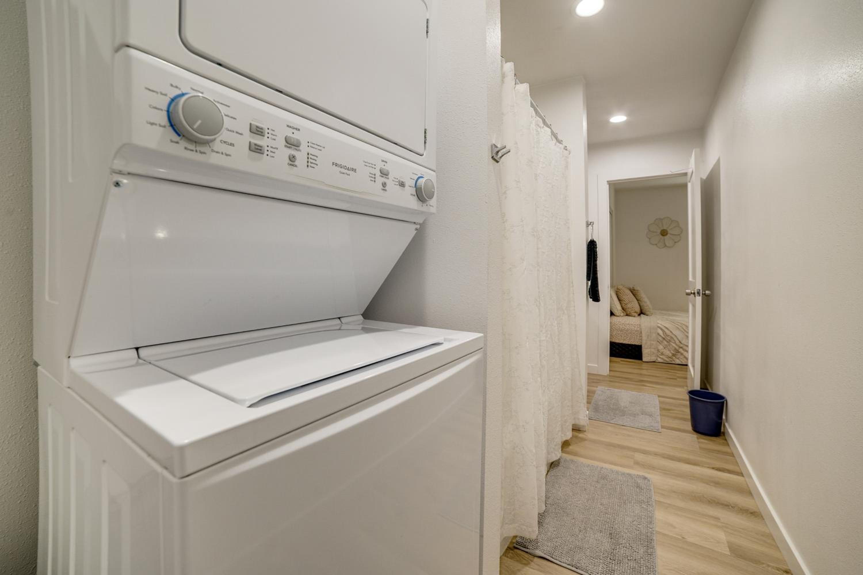10 Mi to Riverside! Apt Near RUHS Medical Center