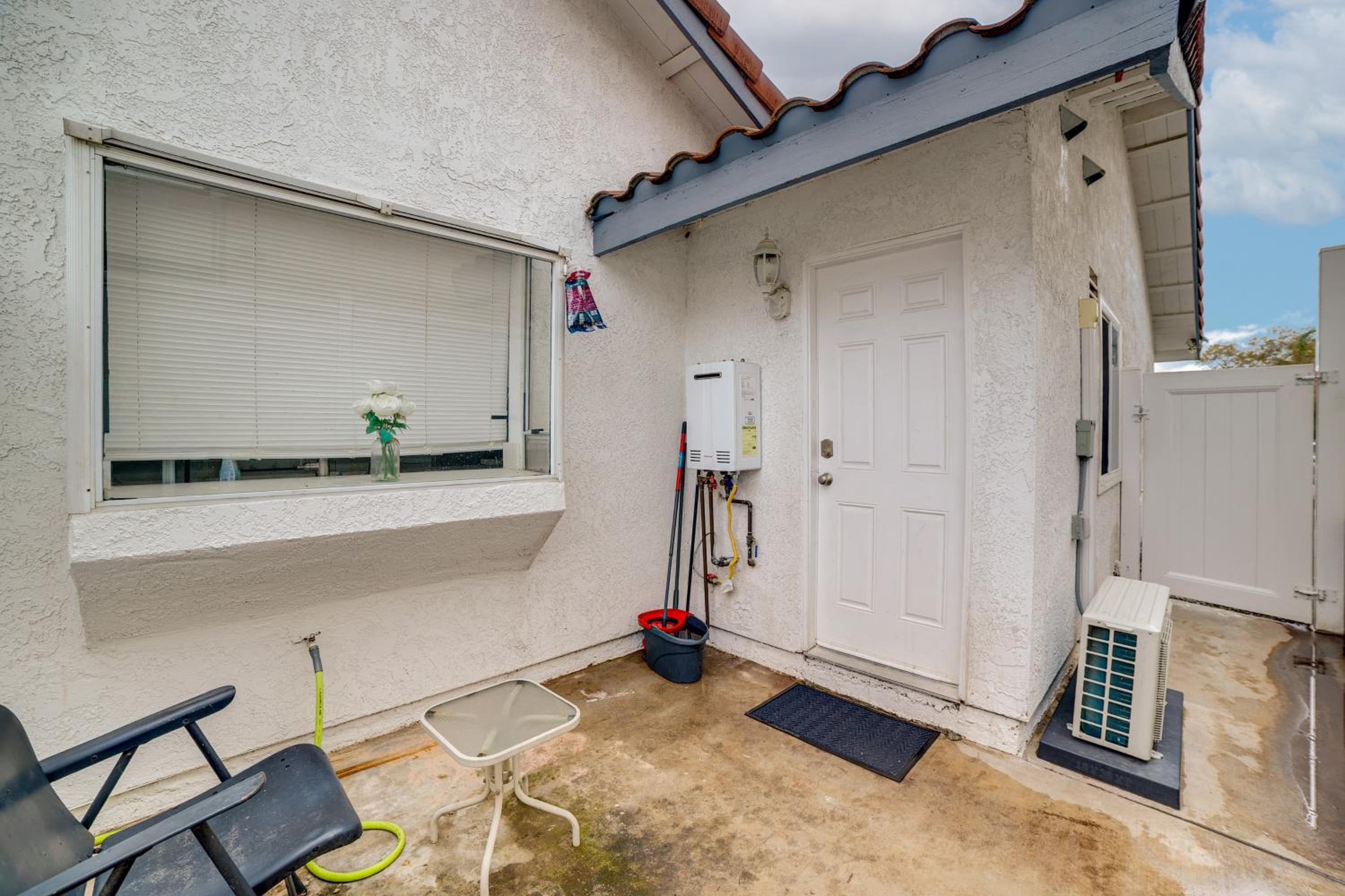 10 Mi to Riverside! Apt Near RUHS Medical Center