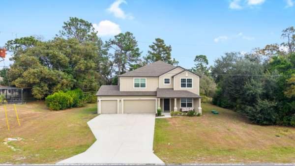 Spacious Springhill Family Getaway