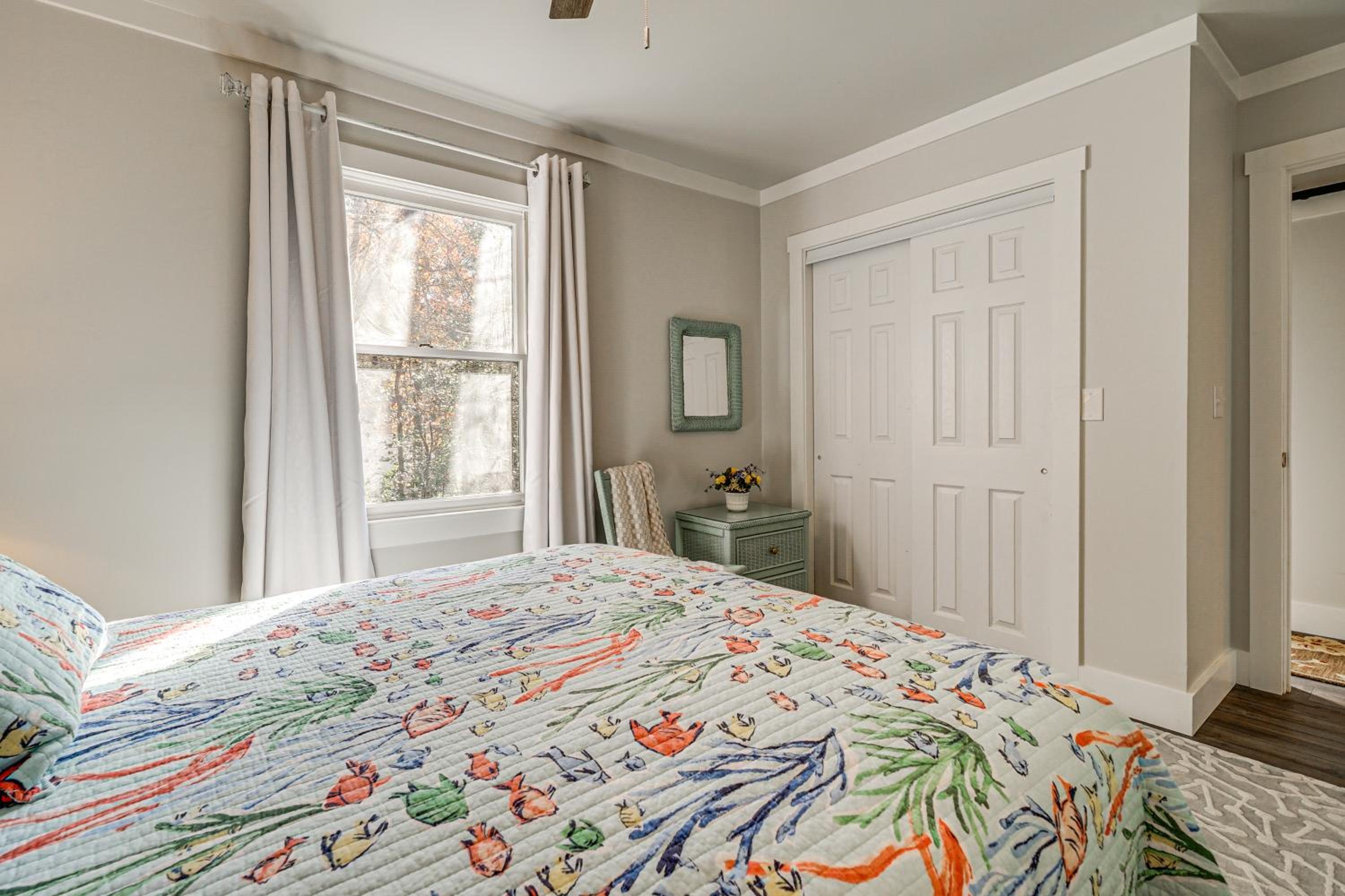 Wooded Couples Haven! 15 Mi to Wrightsville Beach