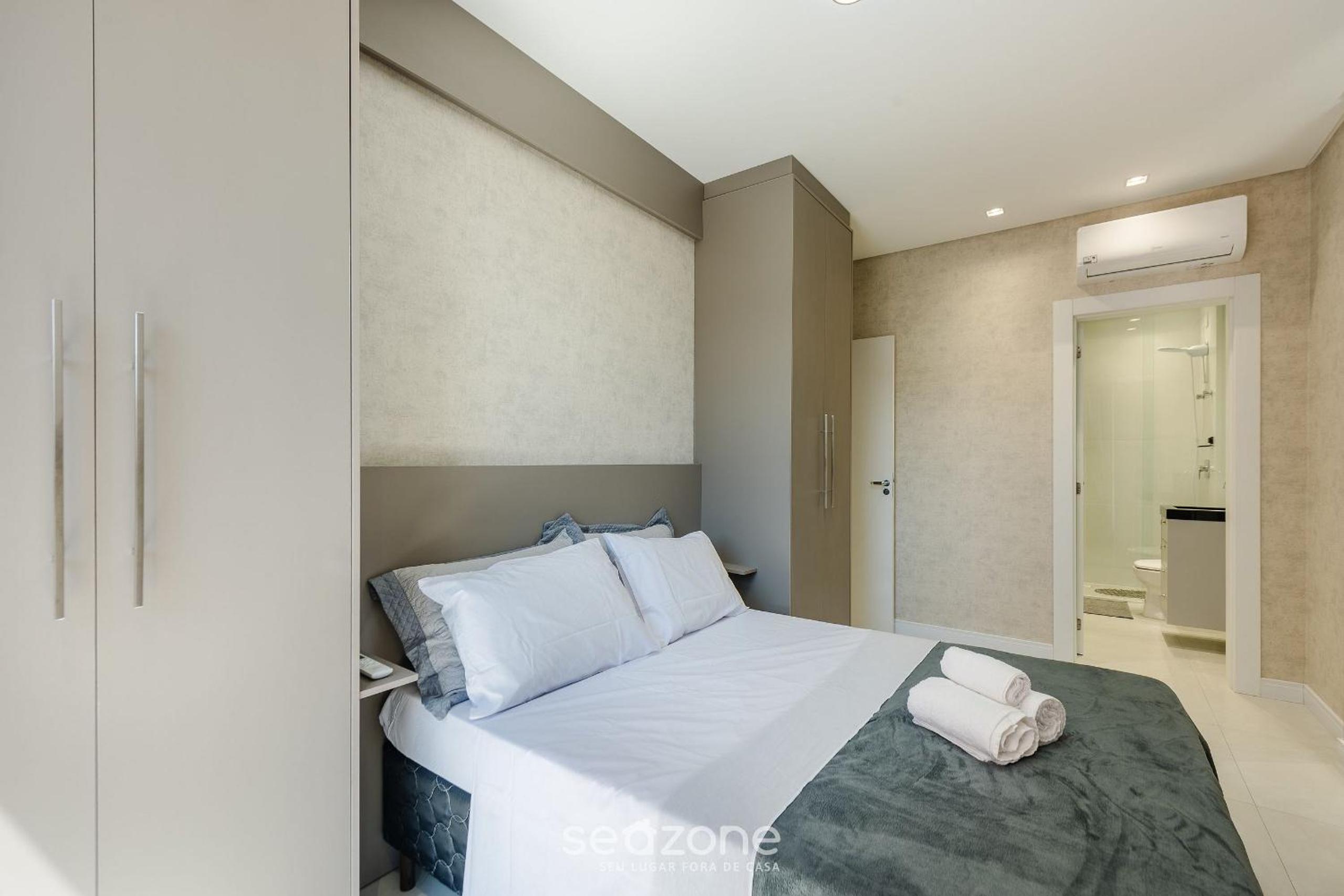 Apartments in a building 200 m from Perequê beach - RIHs