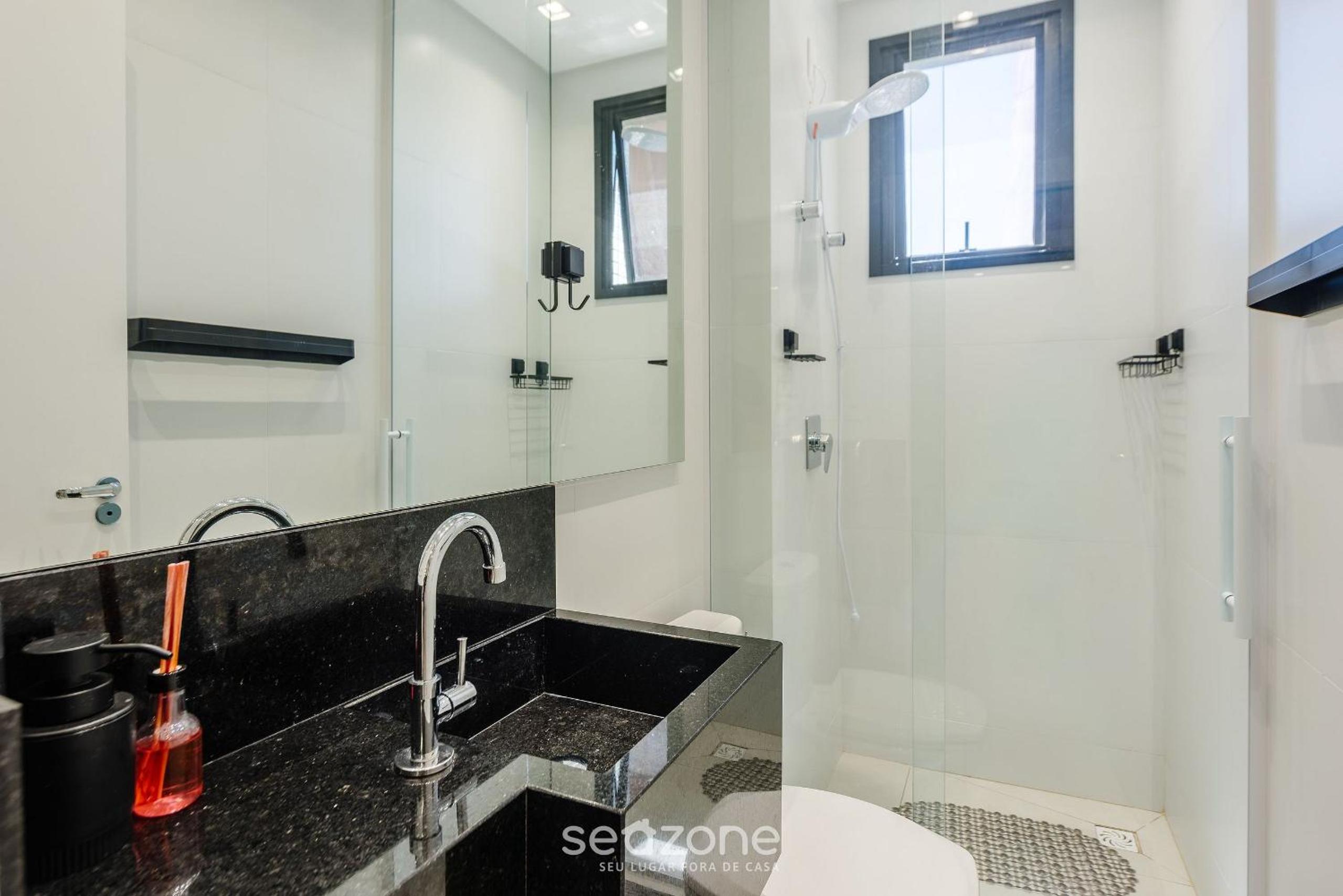 Apartments in a building 200 m from Perequê beach - RIHs
