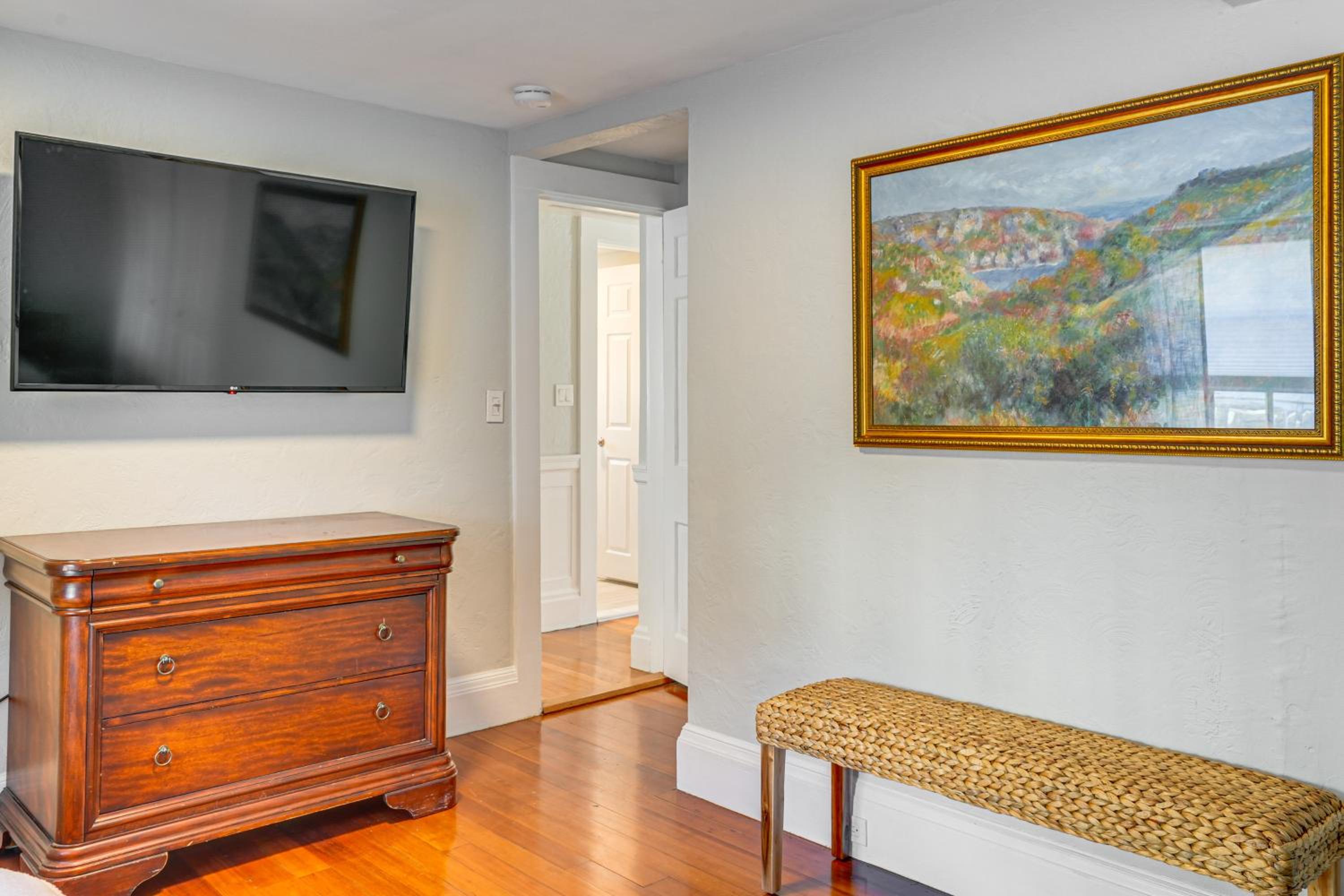 Escape to Cape Ann | Steps to Beach and Pier!