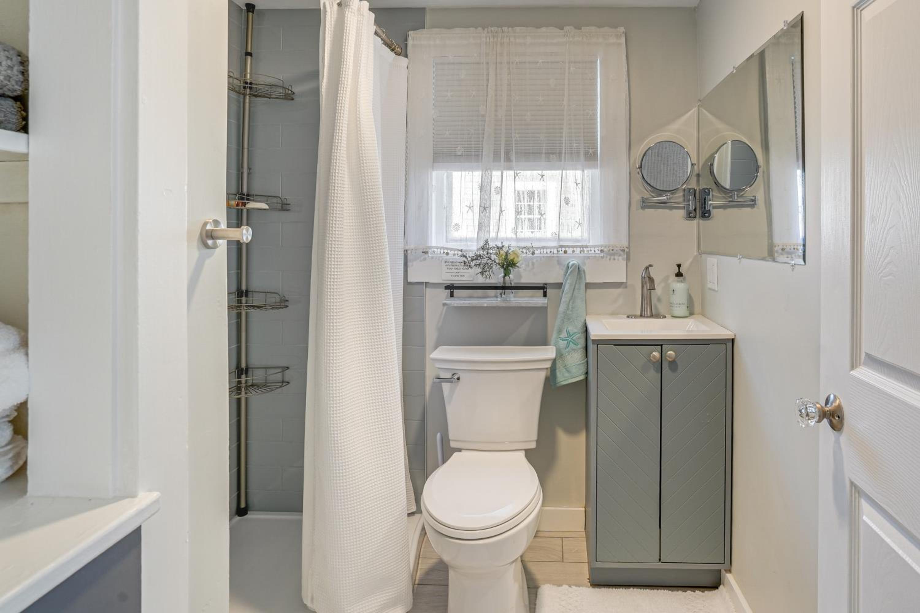Escape to Cape Ann | Steps to Beach and Pier!