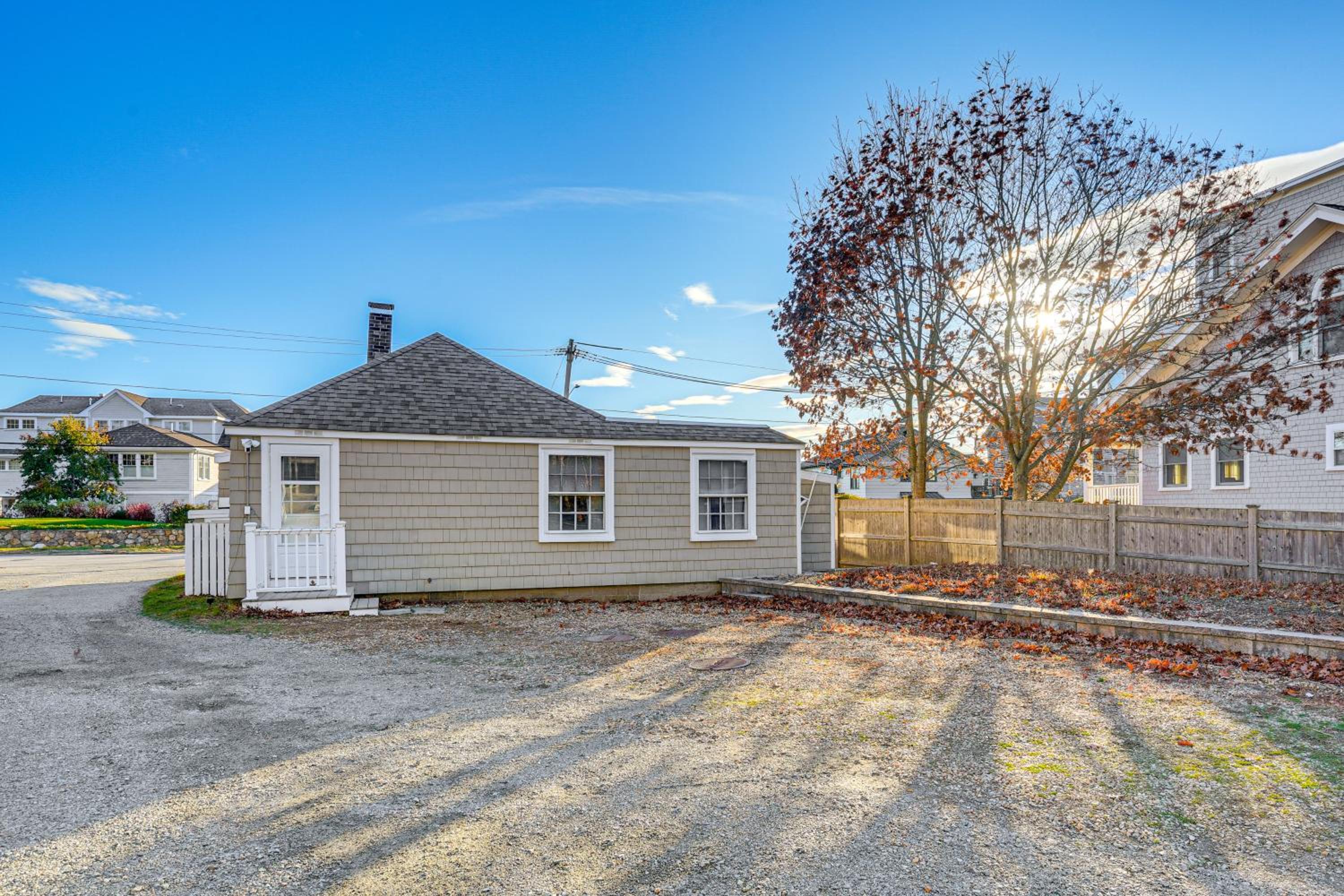 Escape to Cape Ann | Steps to Beach and Pier!