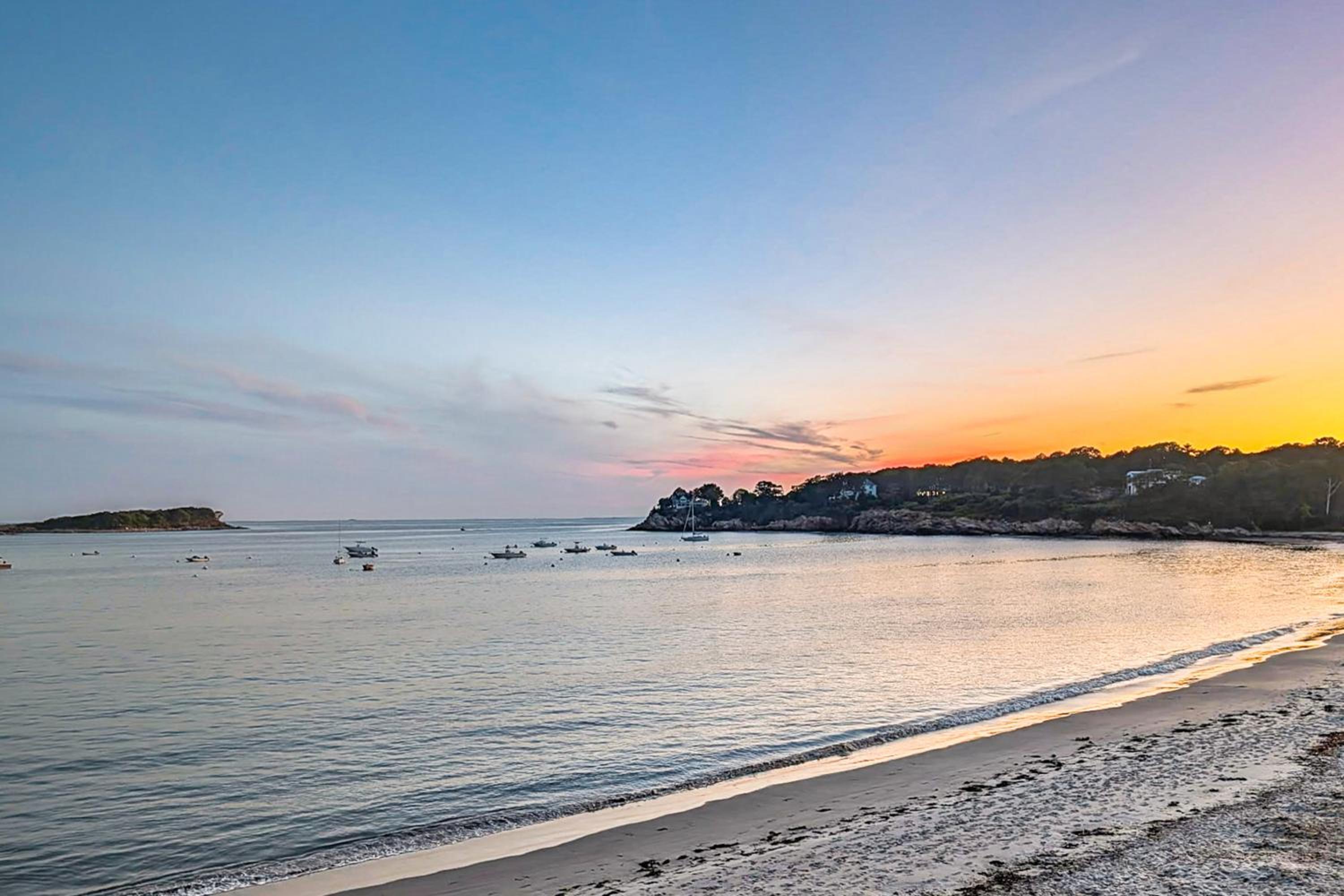 Escape to Cape Ann | Steps to Beach and Pier!
