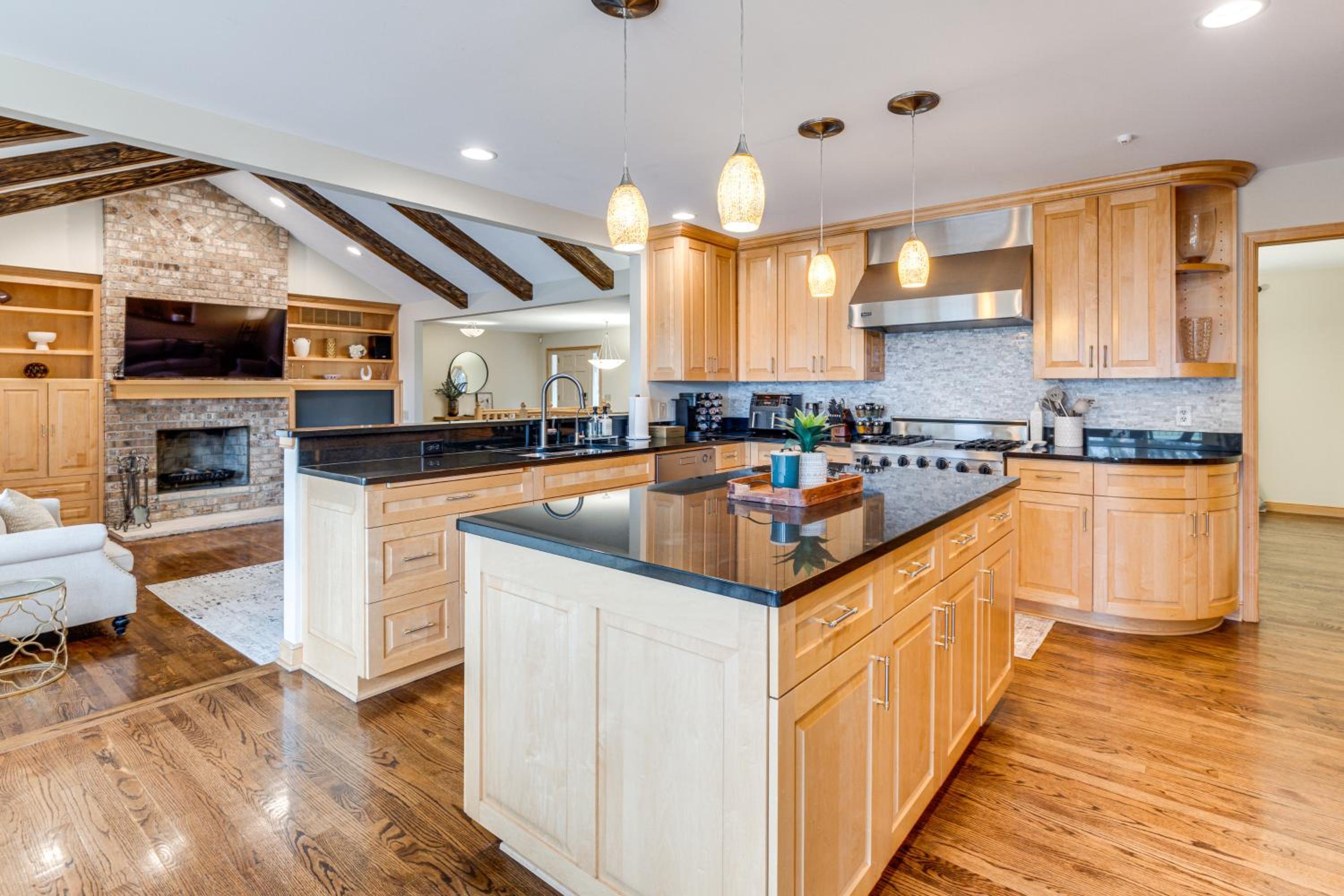 Luxe Long Lake Estate! Courts, Pool and Game Room