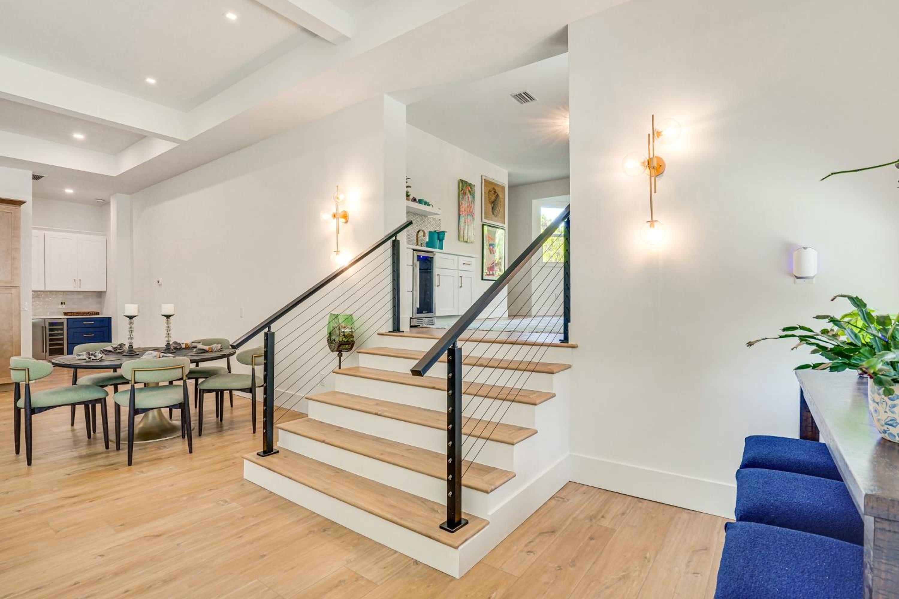 3,200-Sq-Ft Hideaway 5 Mi to Downtown Sarasota!