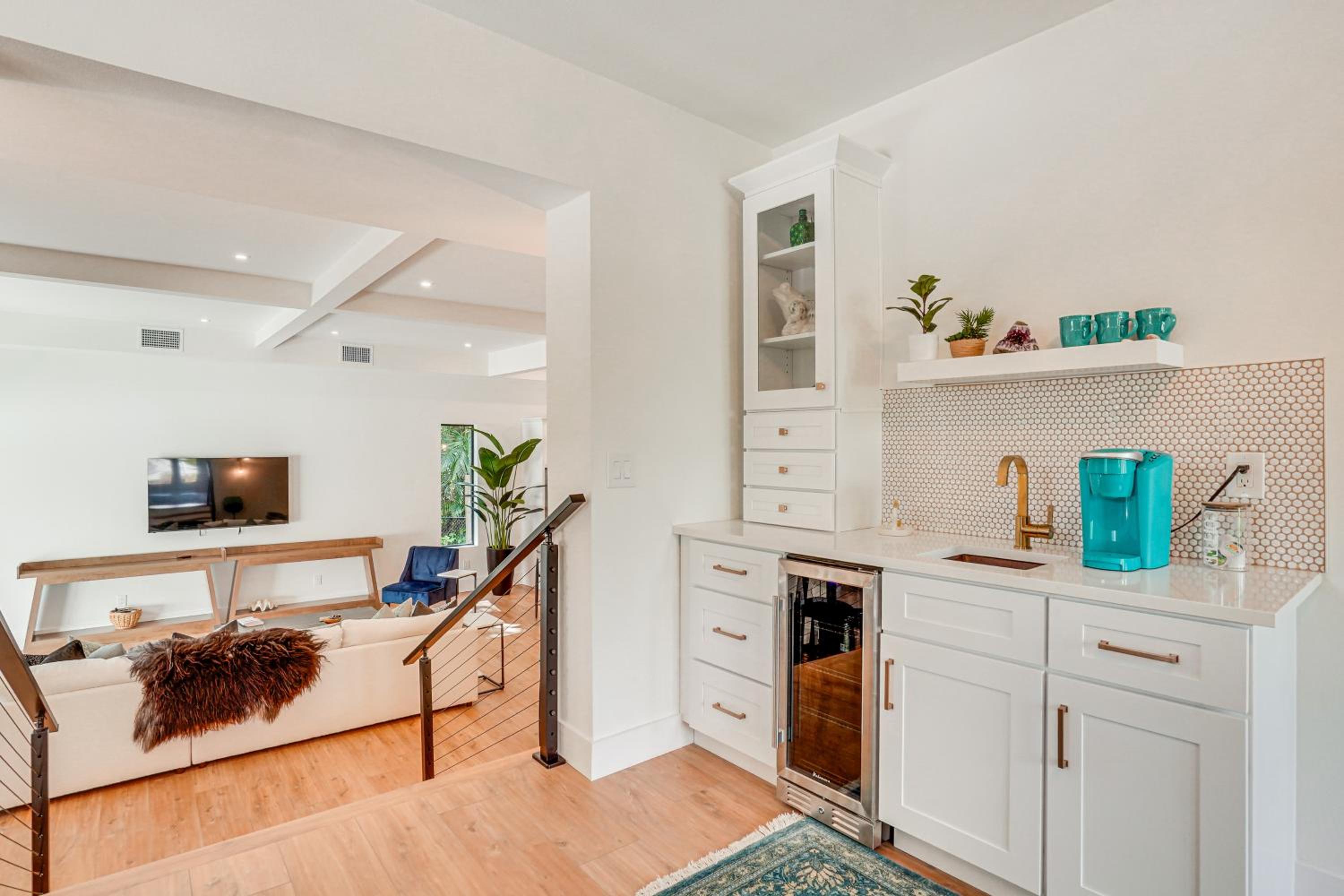 3,200-Sq-Ft Hideaway 5 Mi to Downtown Sarasota!
