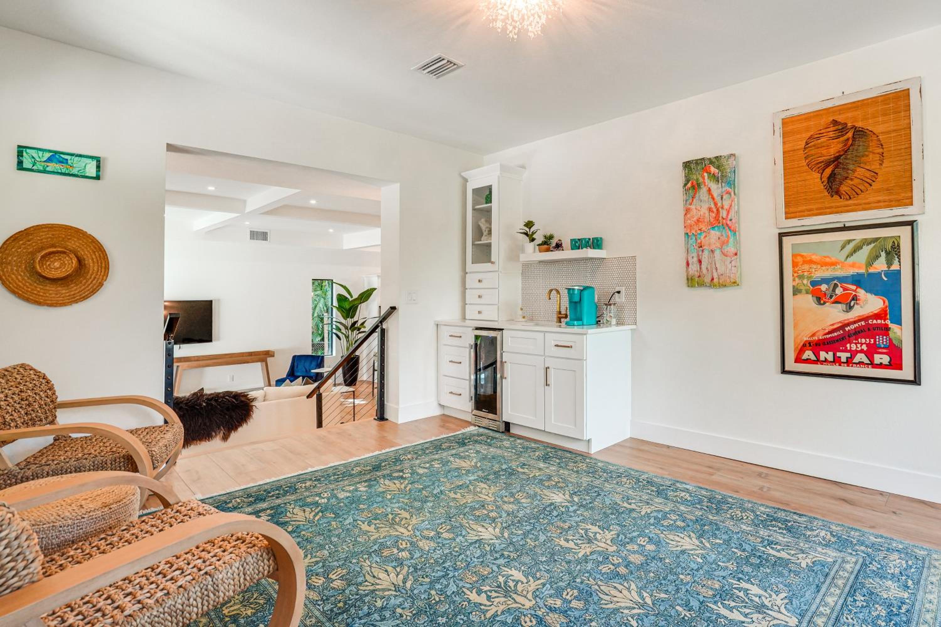3,200-Sq-Ft Hideaway 5 Mi to Downtown Sarasota!