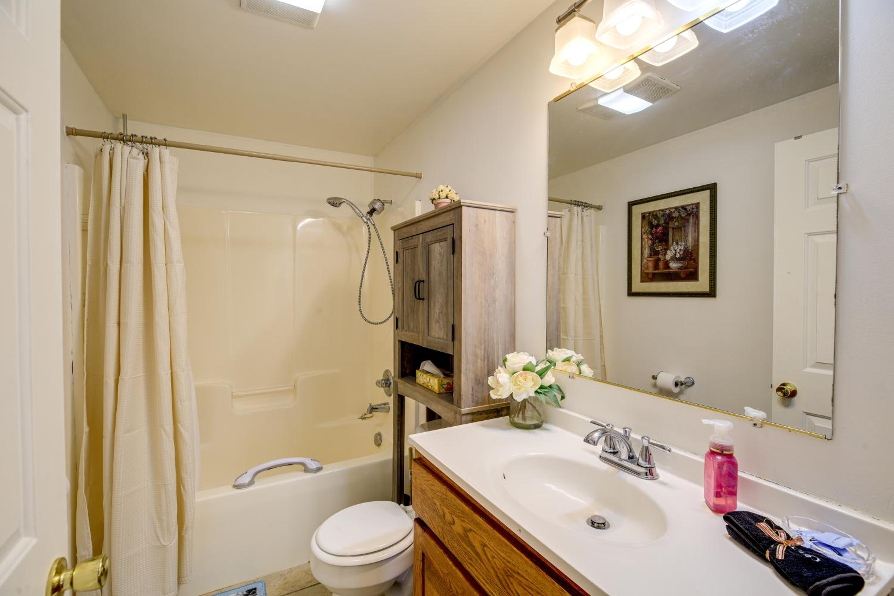 Stay By the Blue Ridge Parkway! Cozy Mtn Condo