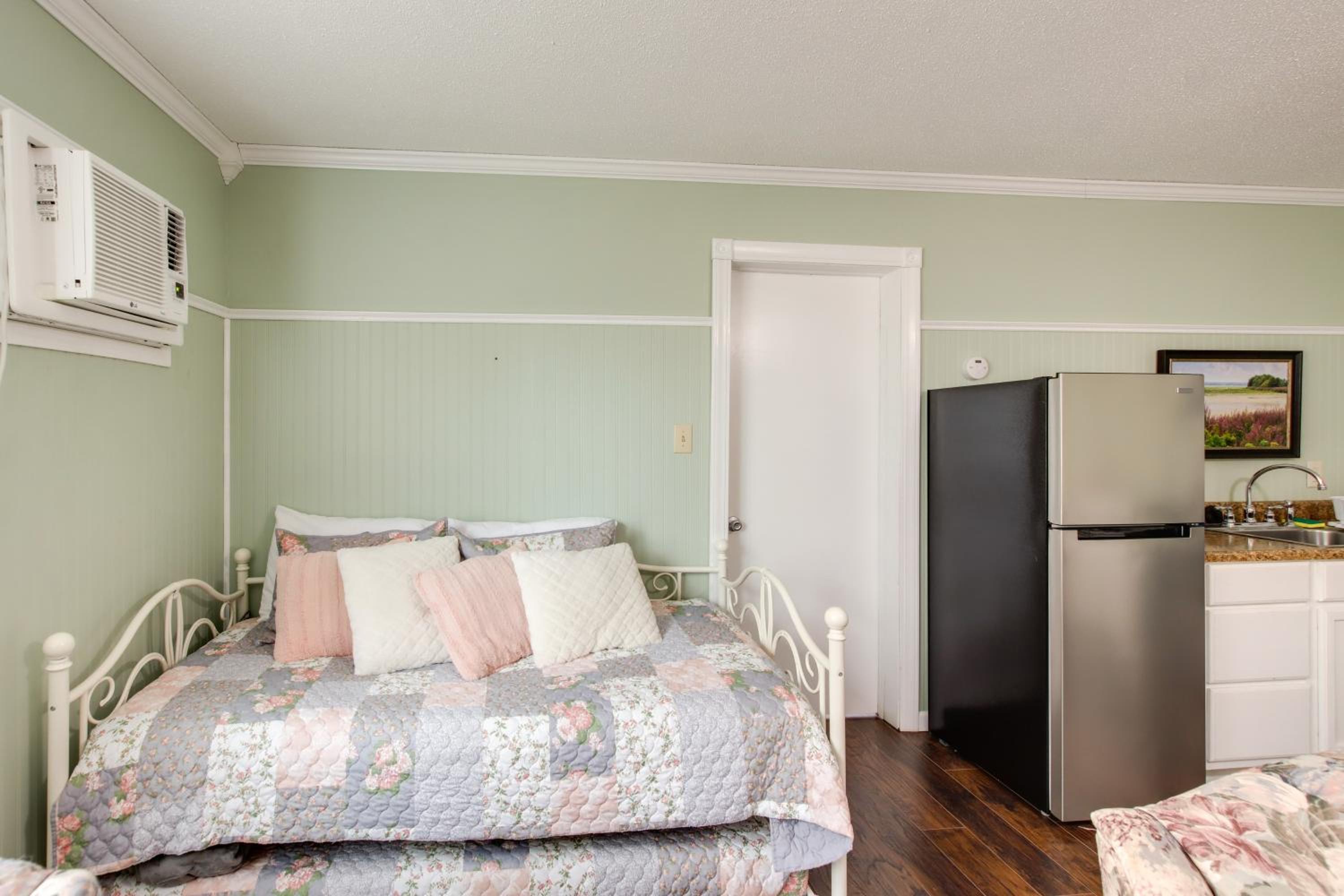 Comfy, Freshly Remodeled Apt Near Nauvoo Temple