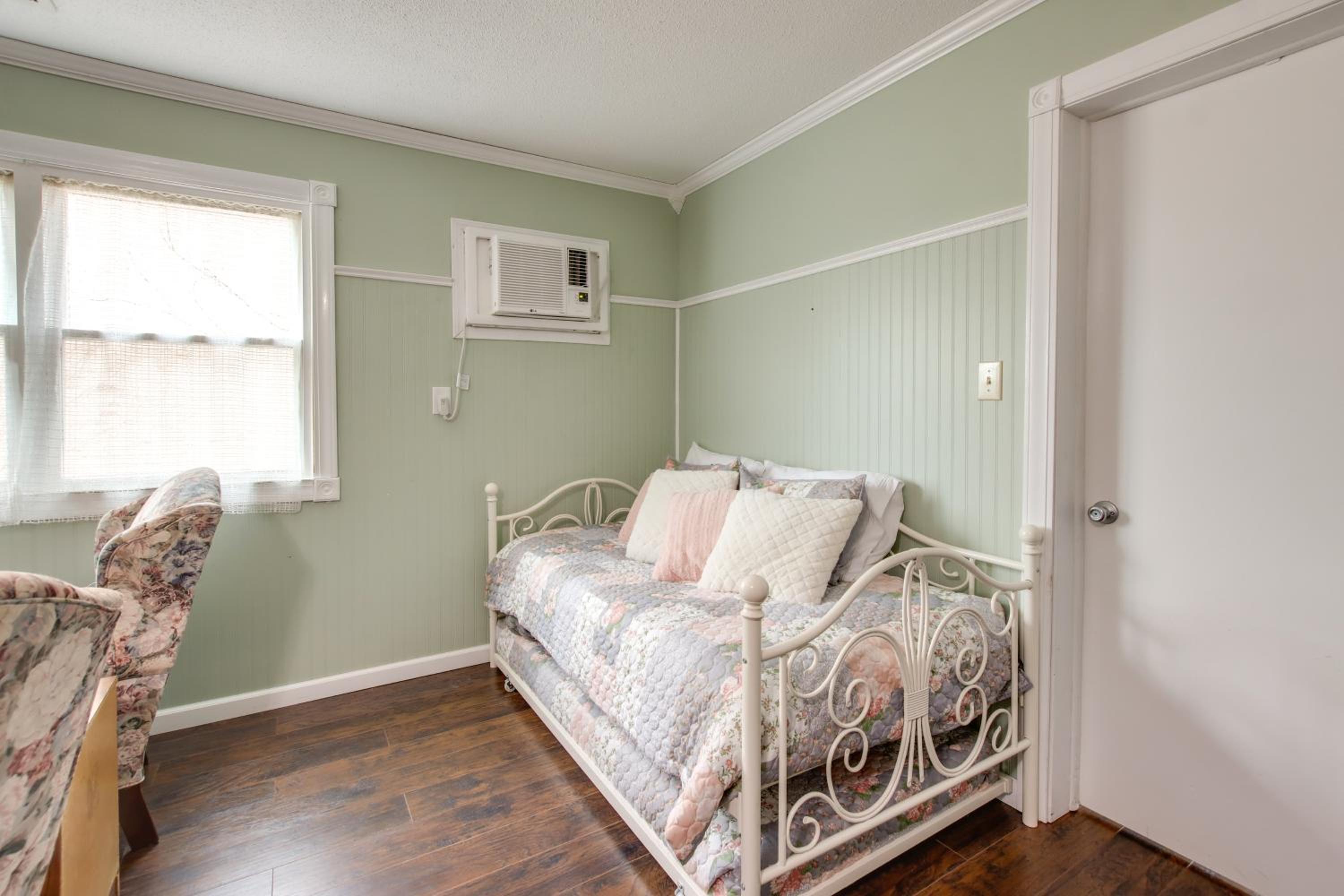 Comfy, Freshly Remodeled Apt Near Nauvoo Temple