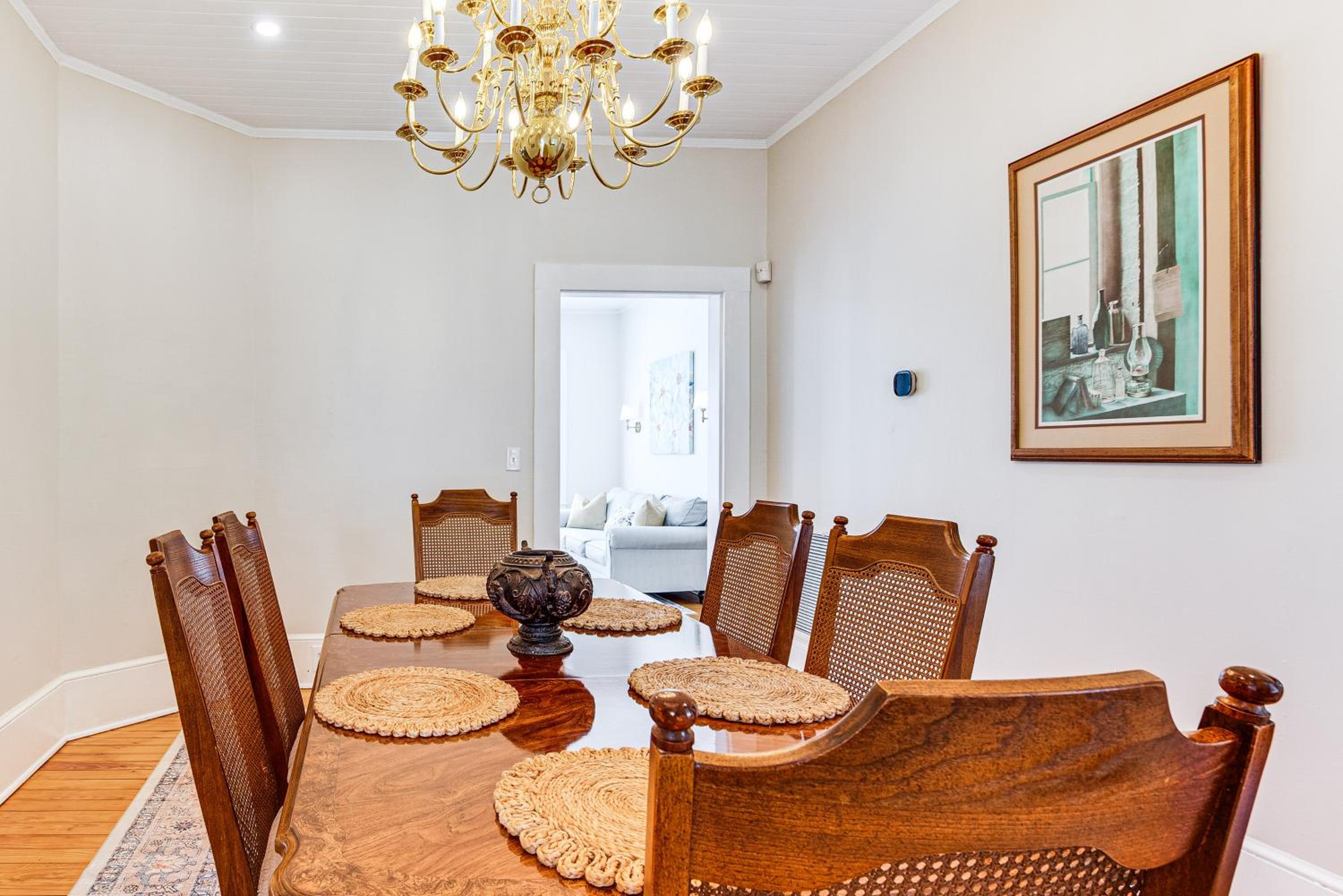 Thomasville Cottage Walk to Historic Downtown!