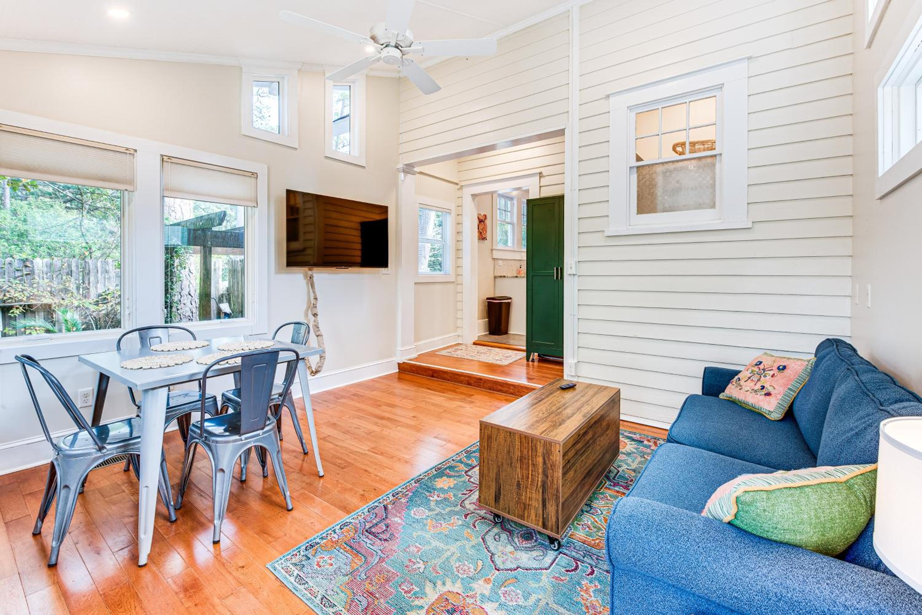 Thomasville Cottage Walk to Historic Downtown!