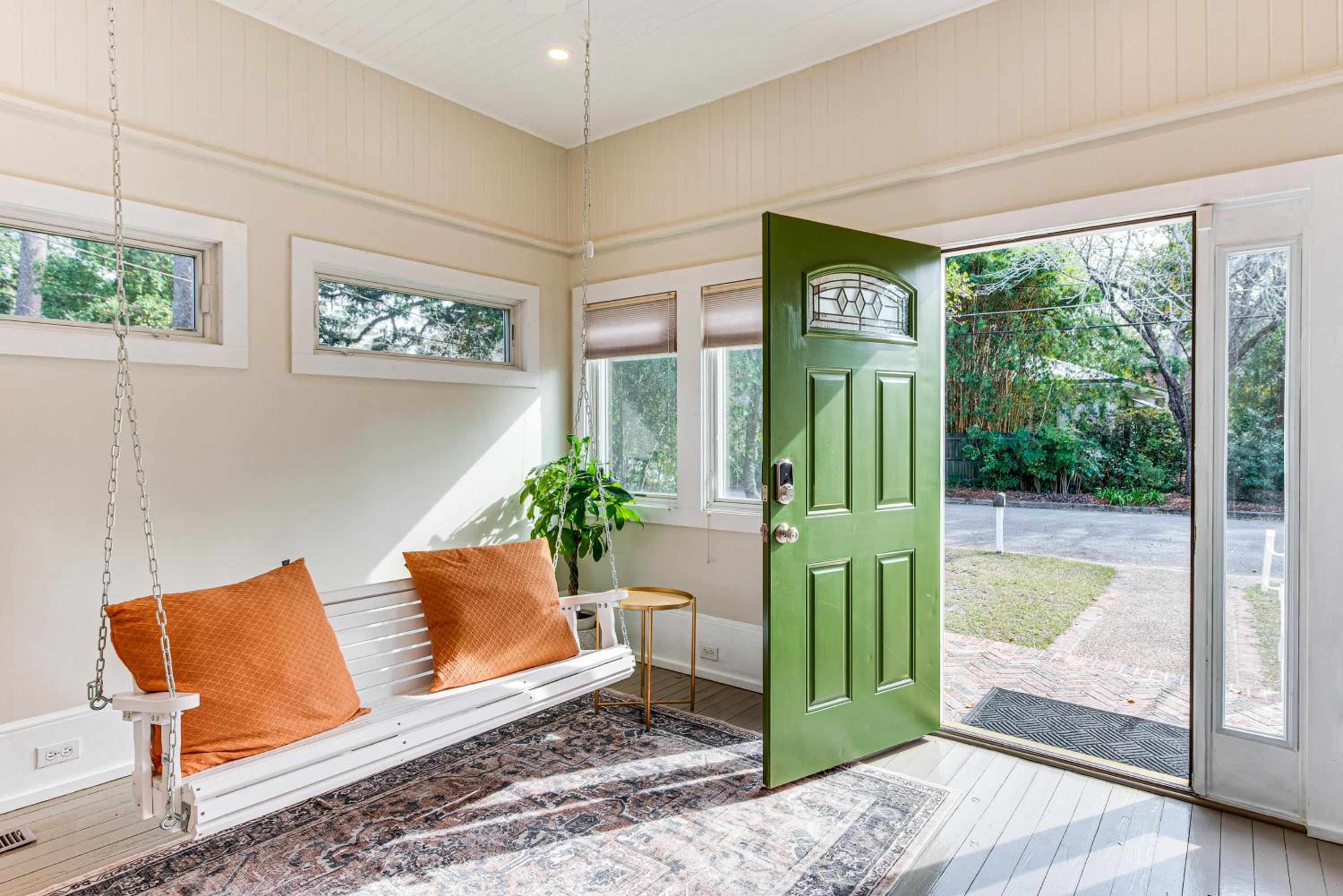 Thomasville Cottage Walk to Historic Downtown!