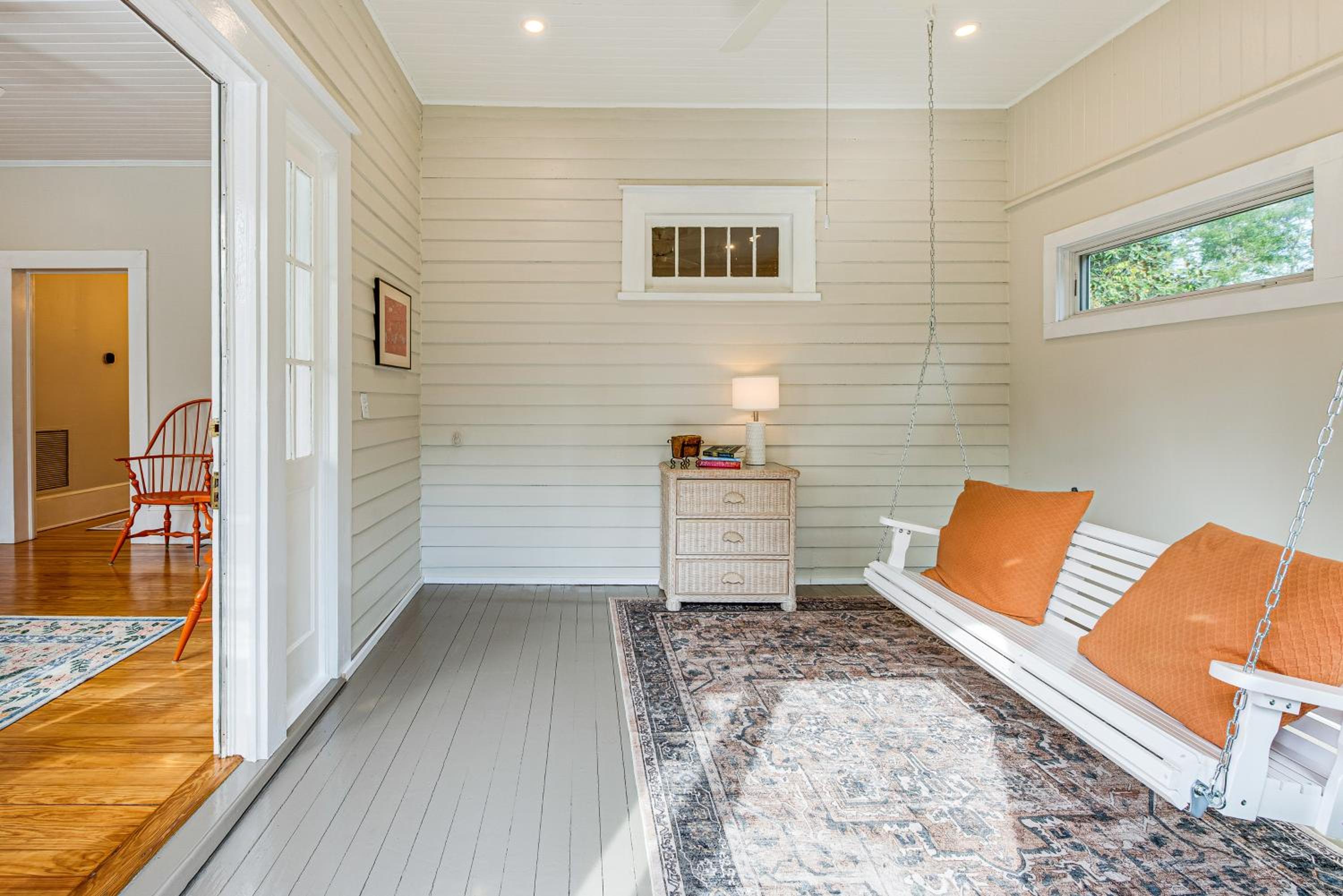 Thomasville Cottage Walk to Historic Downtown!