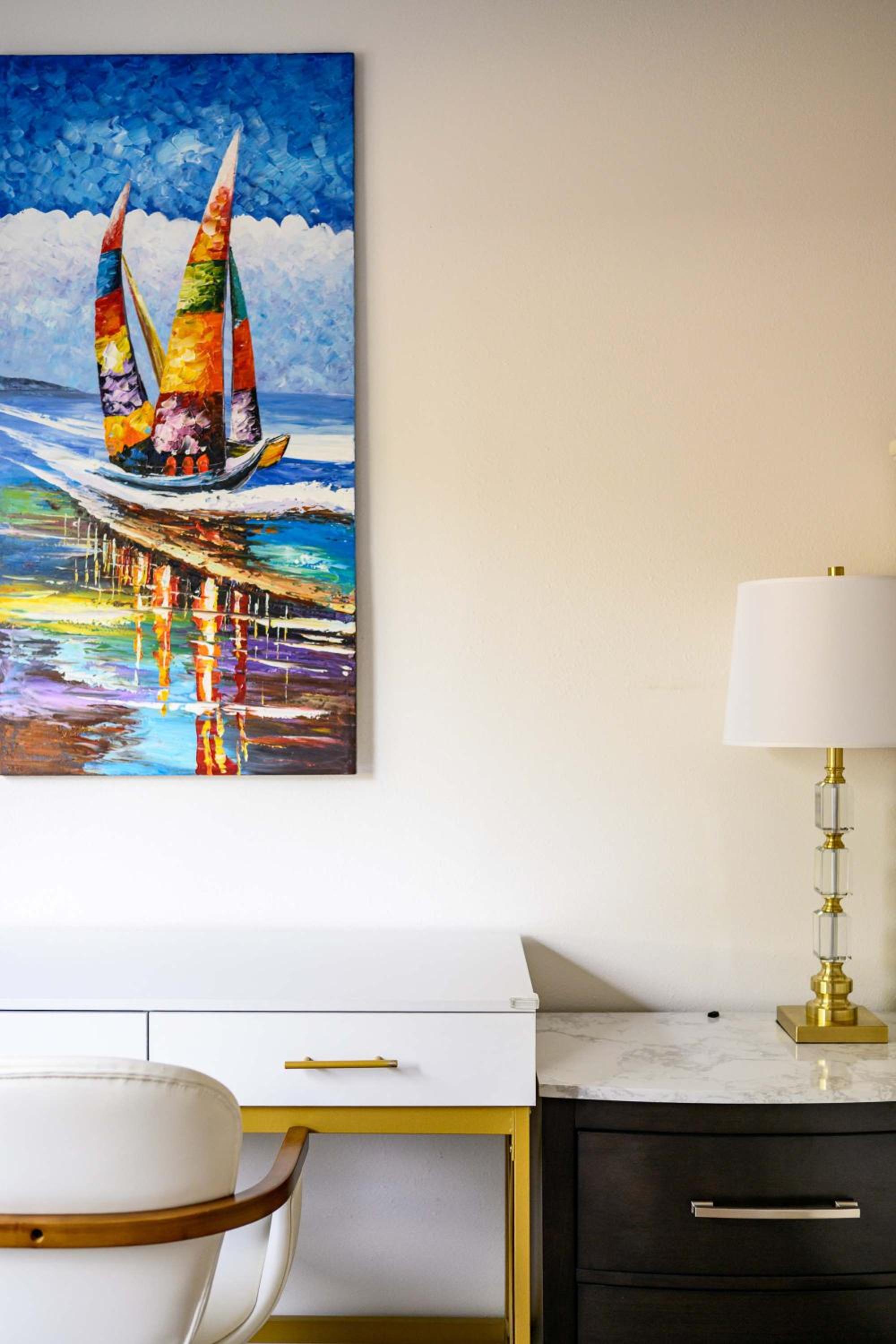 Premium Queen Room Private Ensuite Bright