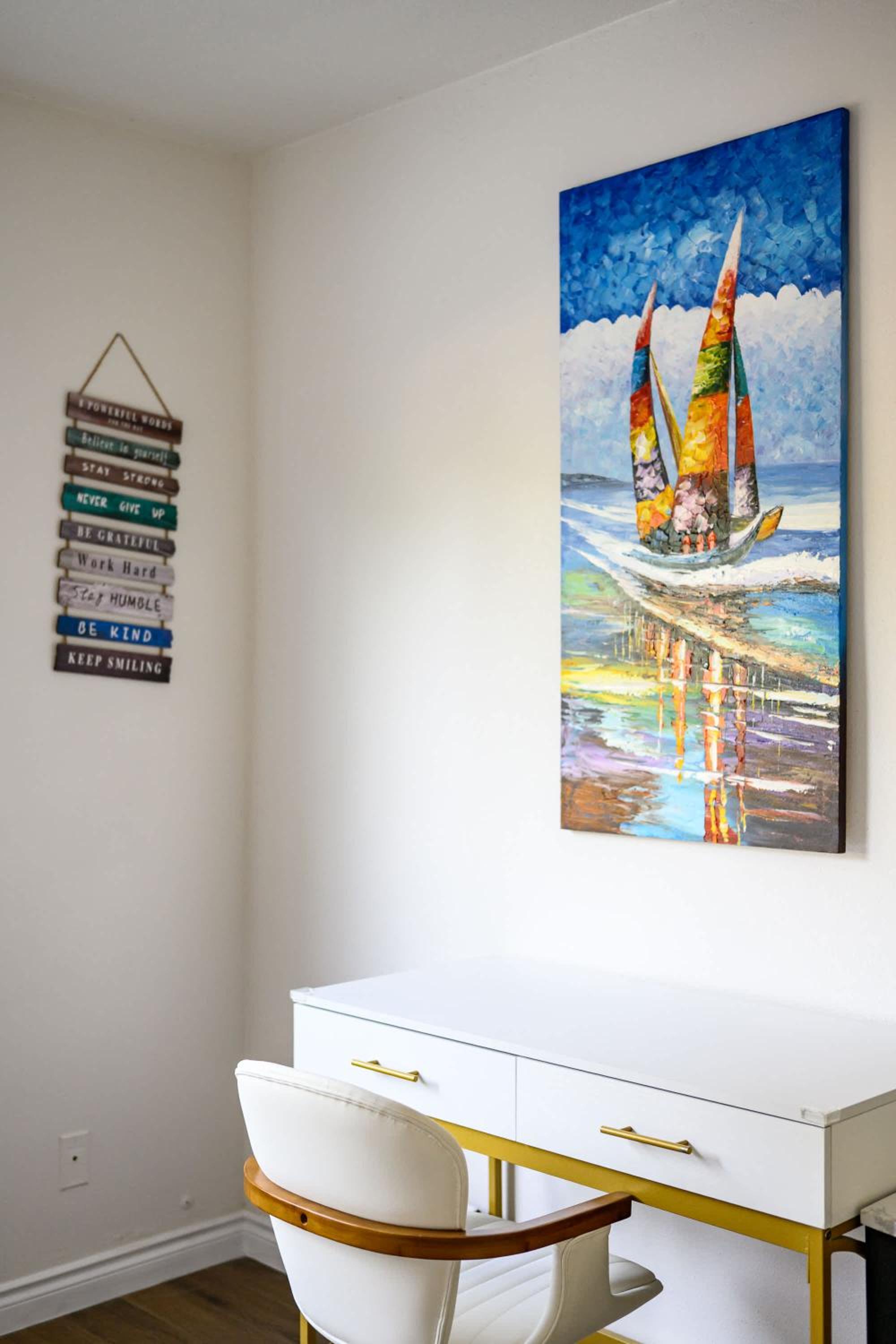Premium Queen Room Private Ensuite Bright