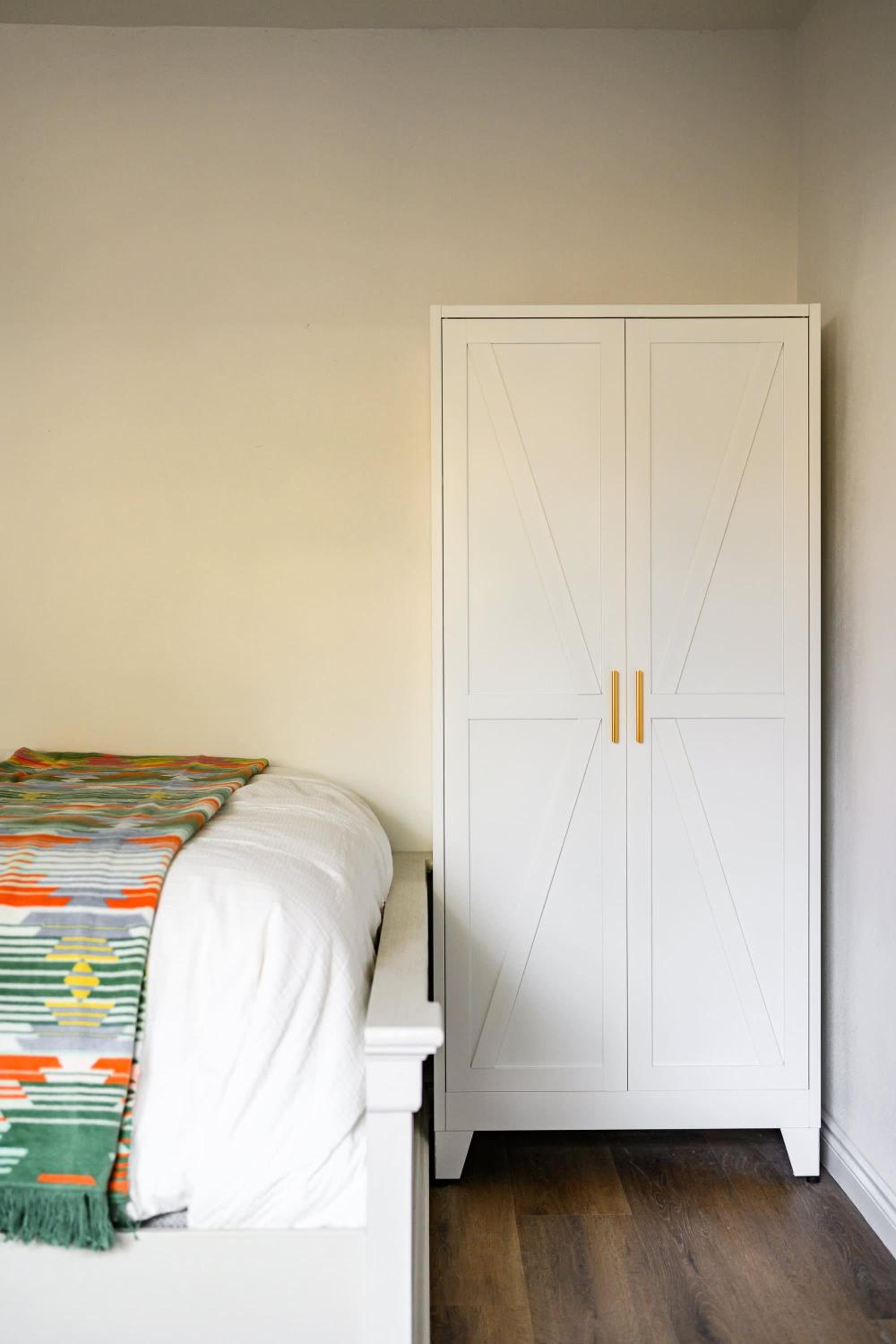 Premium Queen Room Private Ensuite Bright