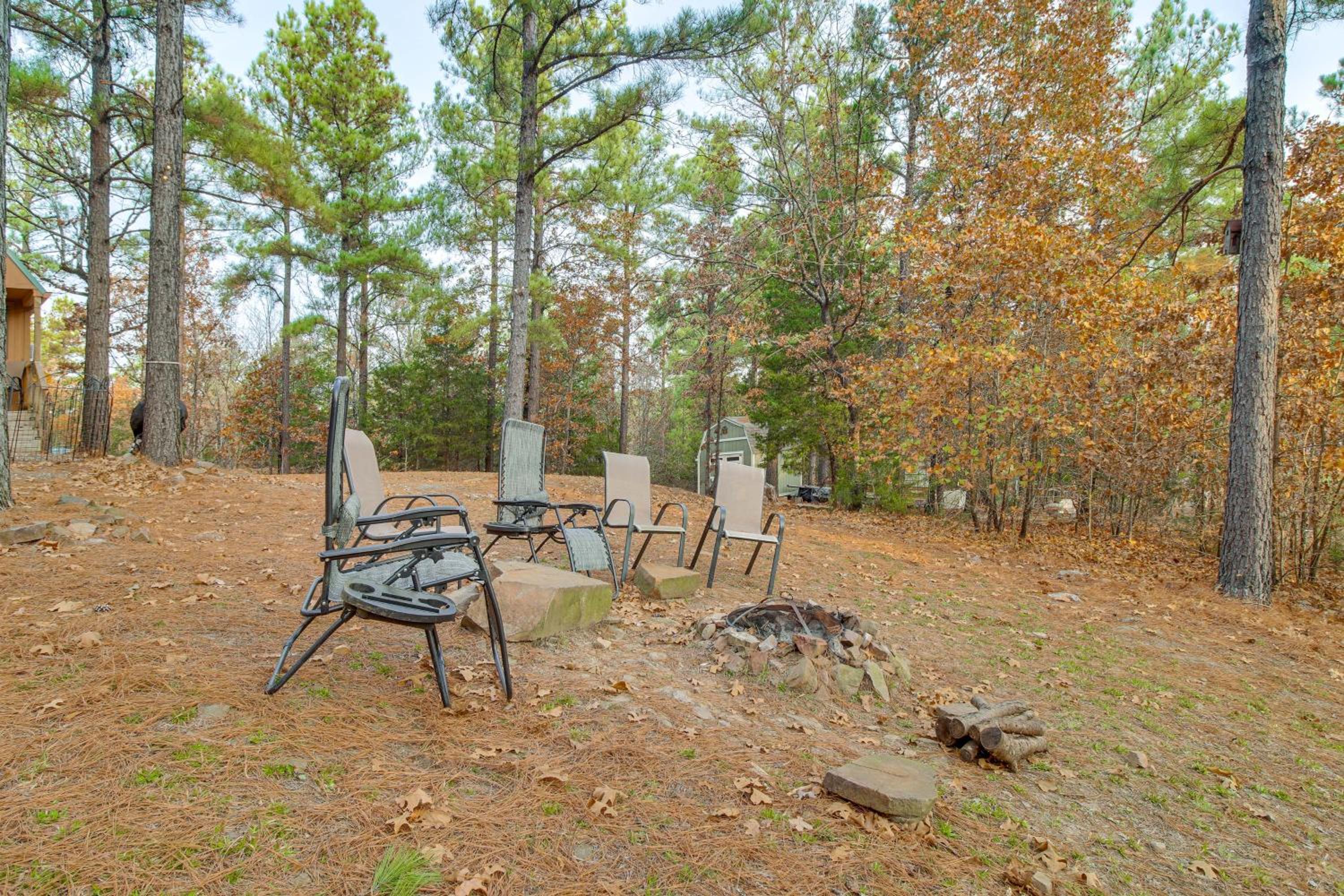 Hike the Ouachitas! Remote Mtn Hideaway with Trails