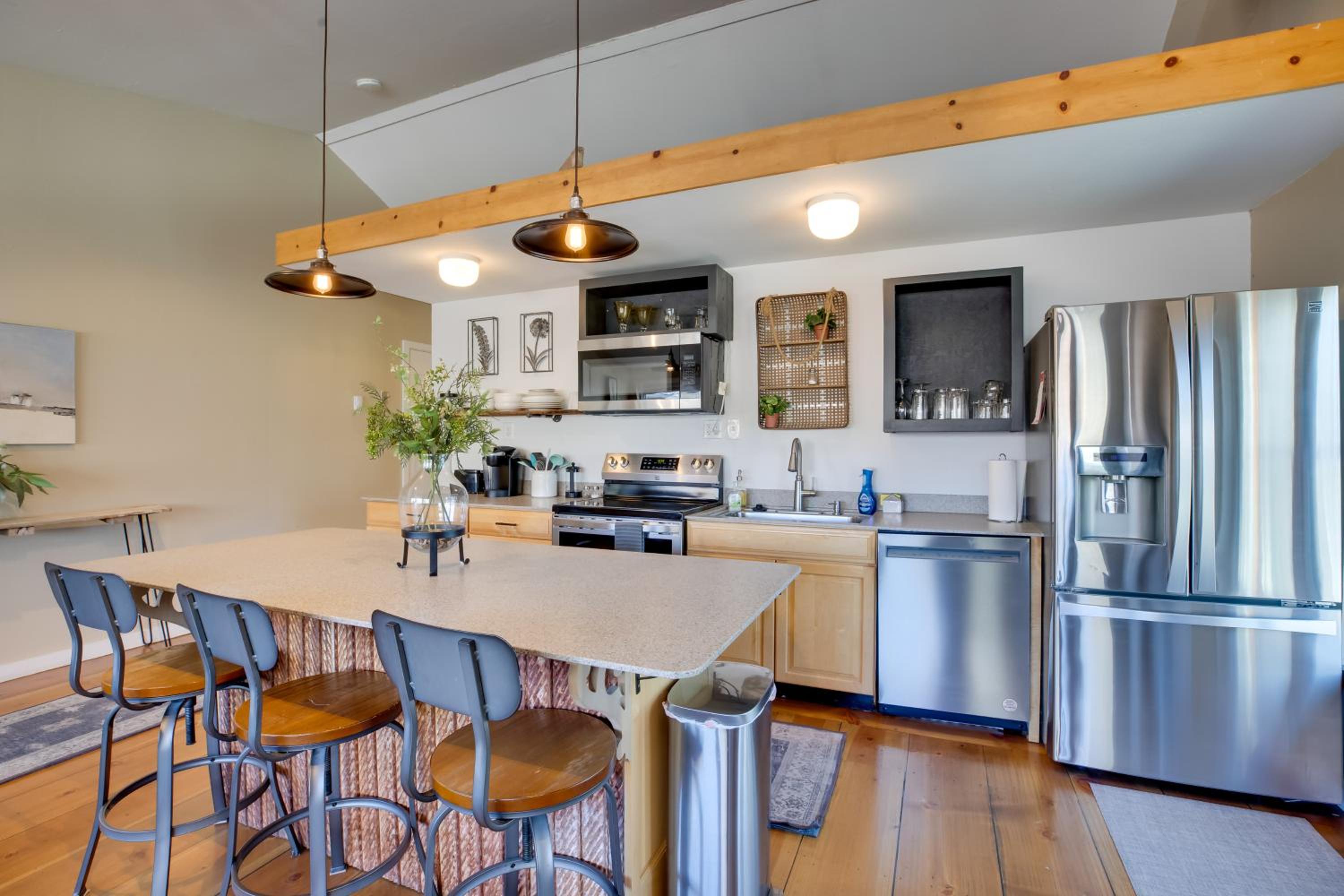 Hike, Bike and Ski! Downtown Crested Butte Condo
