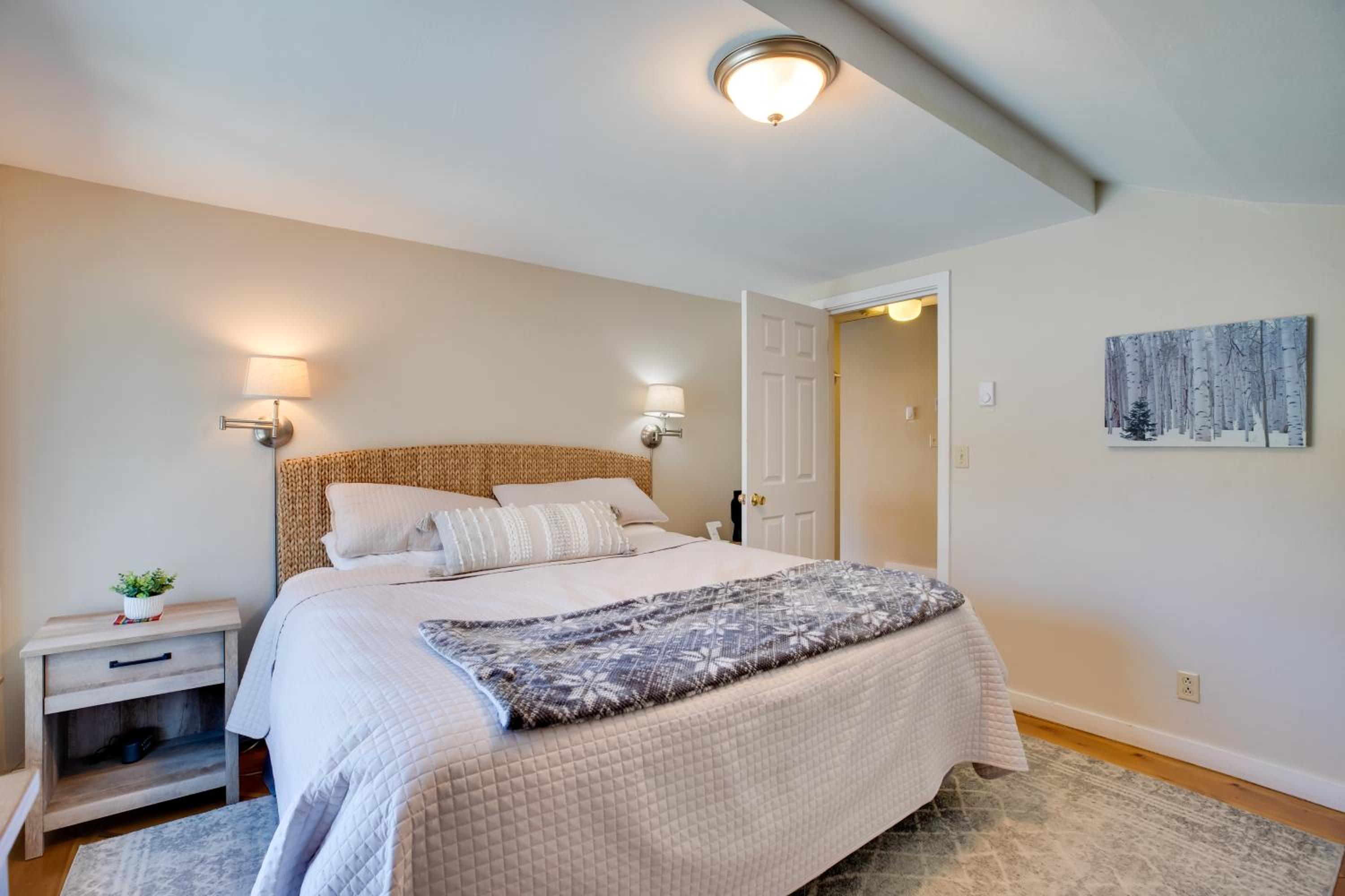 Hike, Bike and Ski! Downtown Crested Butte Condo