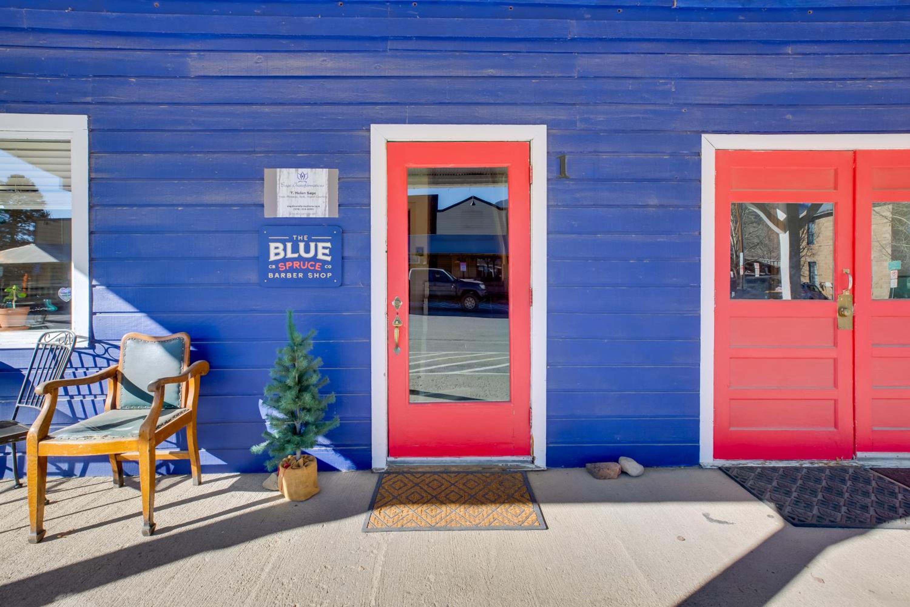Hike, Bike and Ski! Downtown Crested Butte Condo