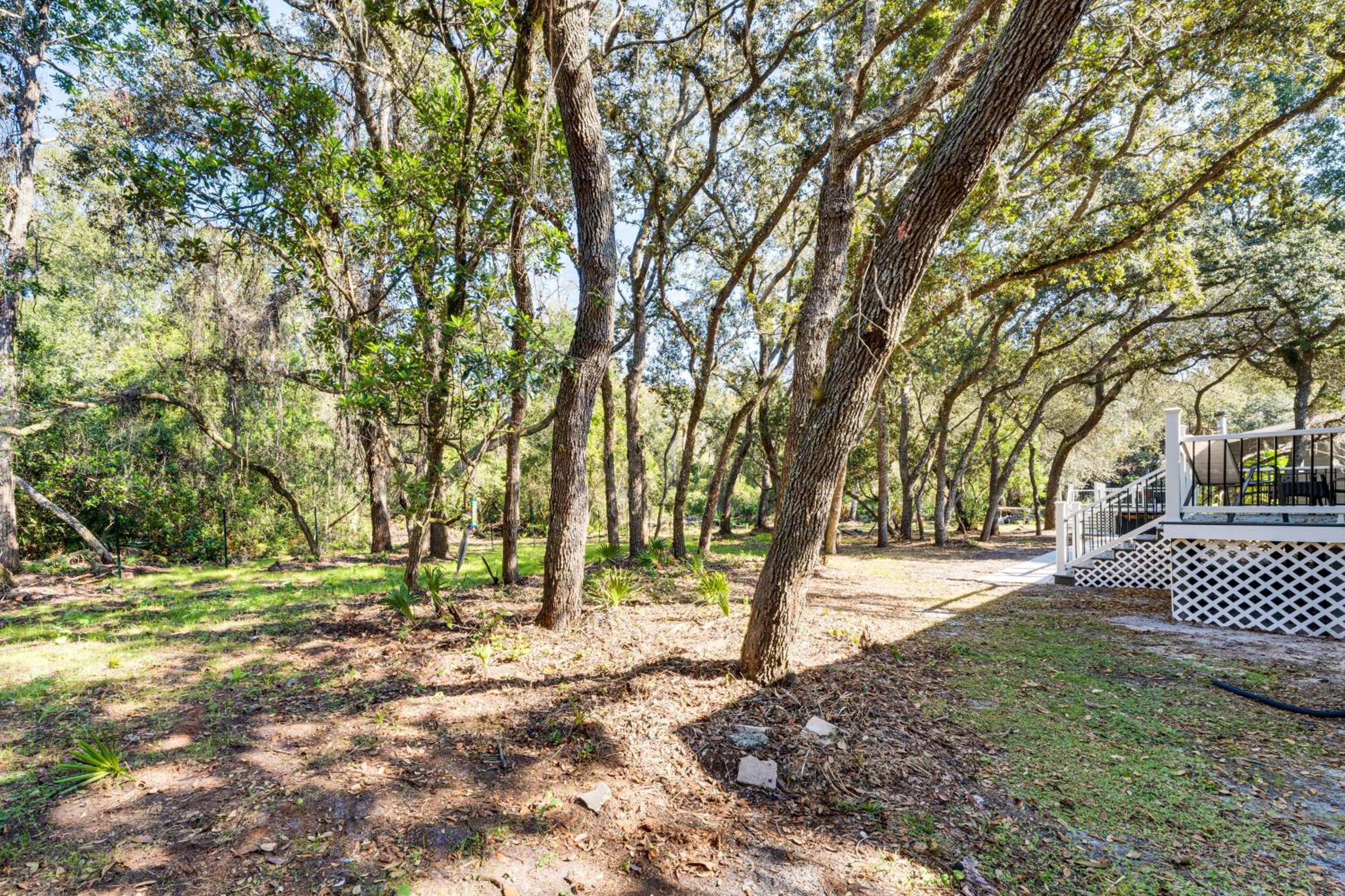 7 Mi to Disney Pet-Friendly Home with Yard