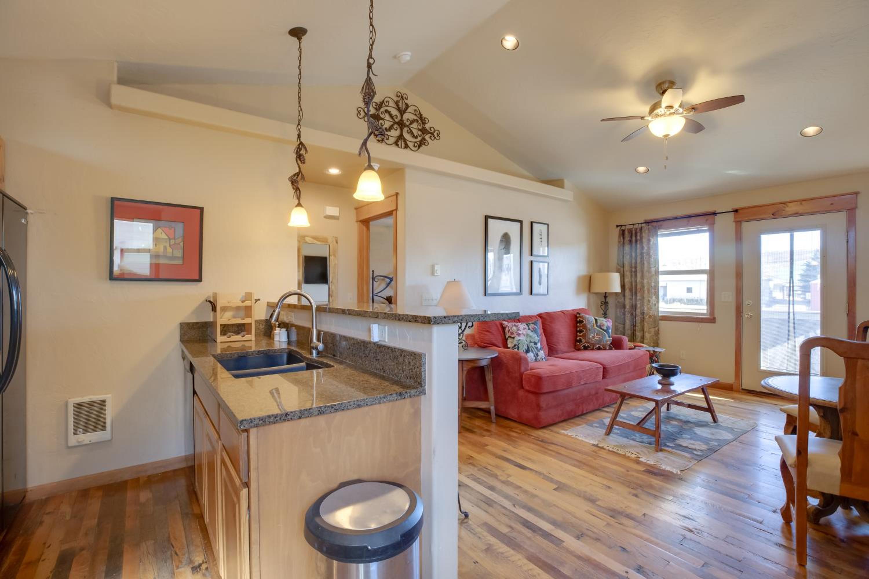 3 Blocks to Main St Cozy Gunnison Retreat!