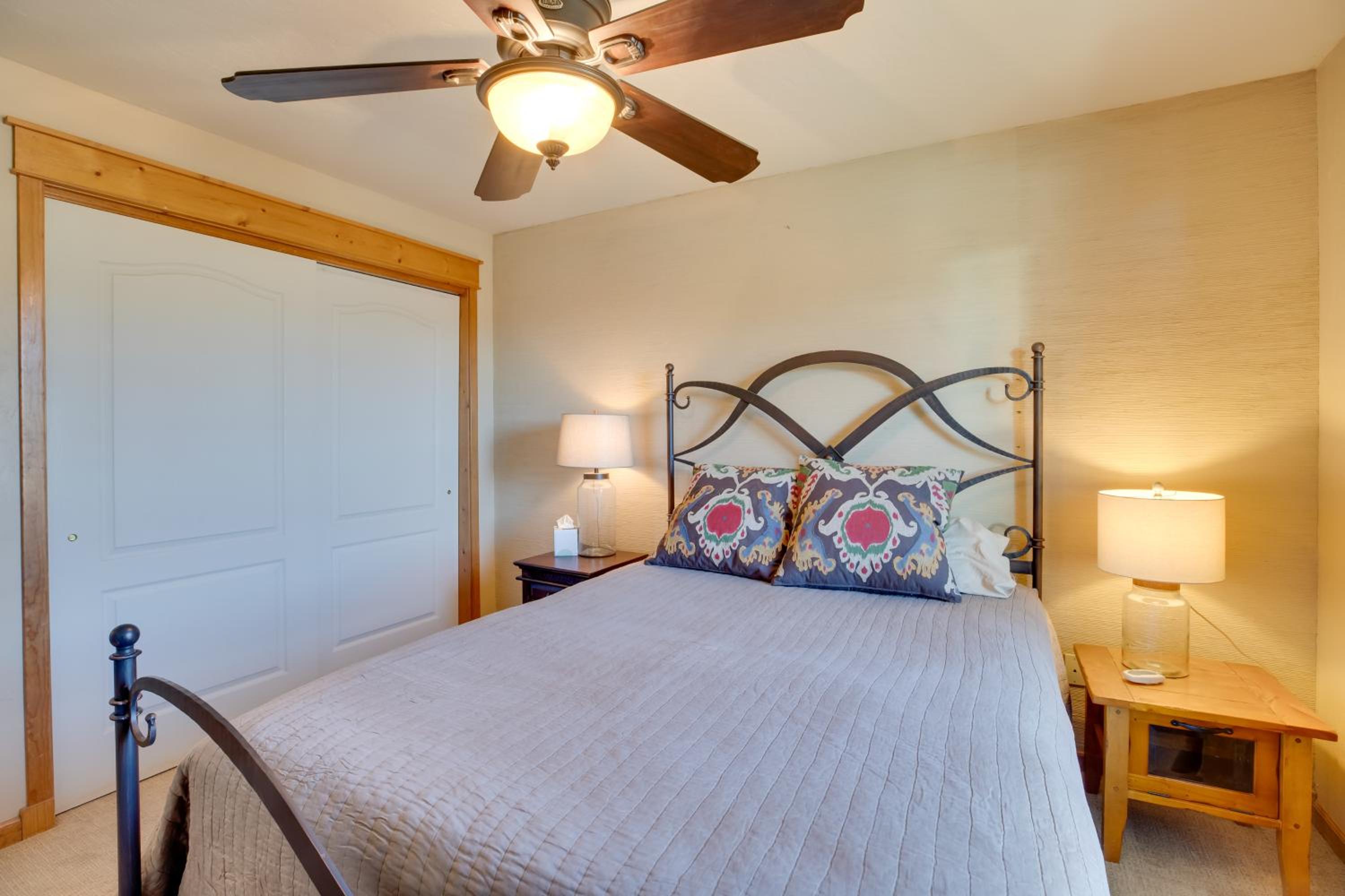 3 Blocks to Main St Cozy Gunnison Retreat!