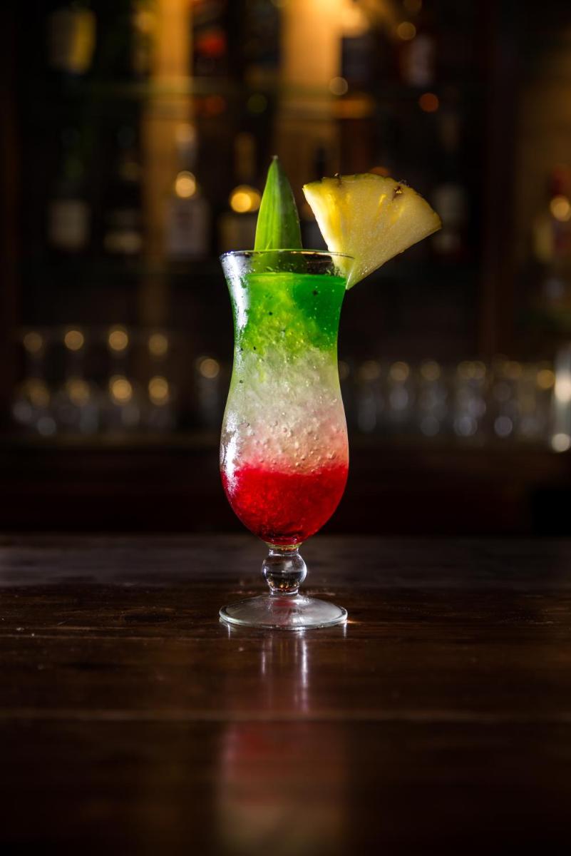 bar
