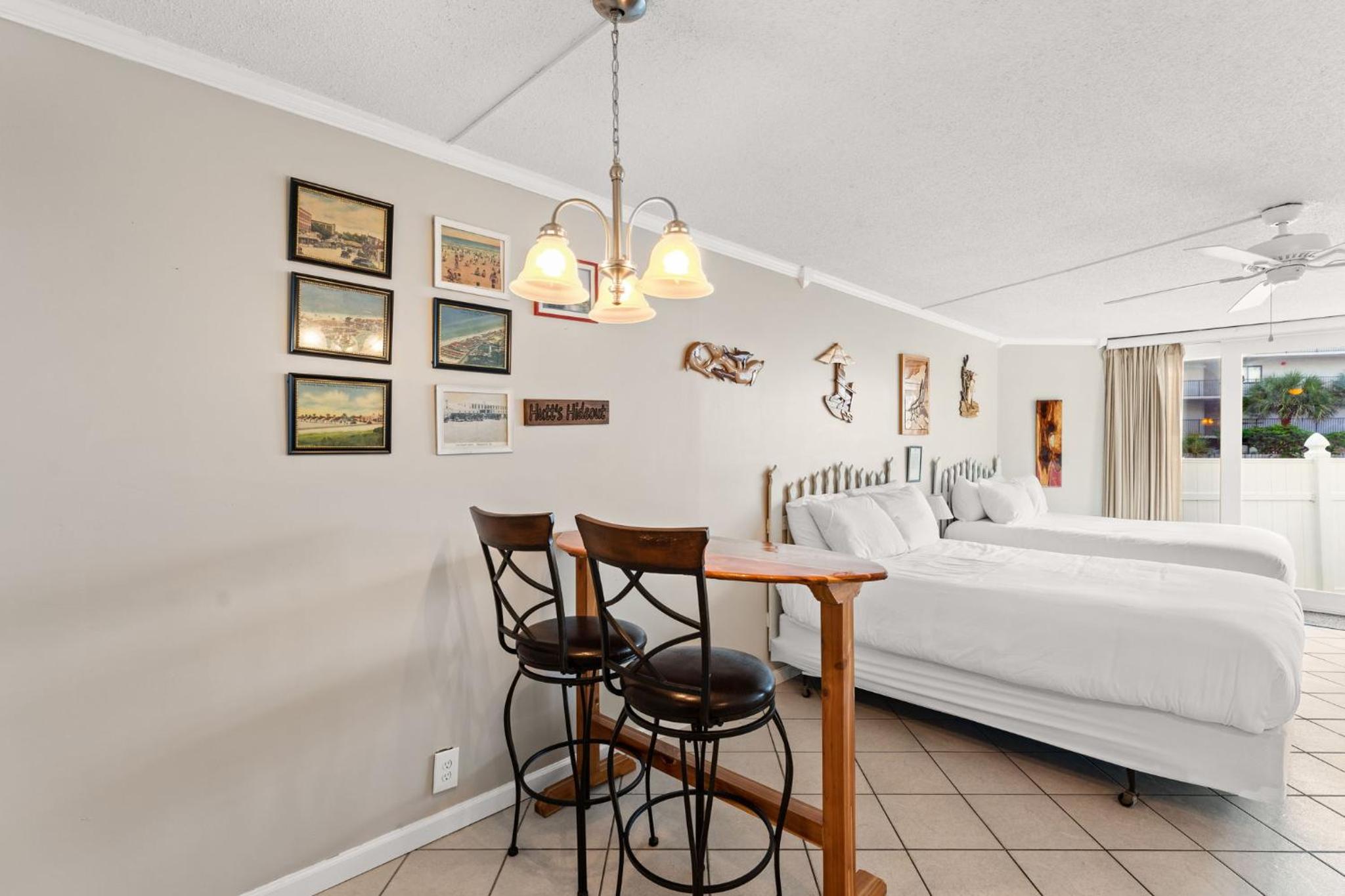 Beach Front Ocean View Condo - Top of the Gulf 105