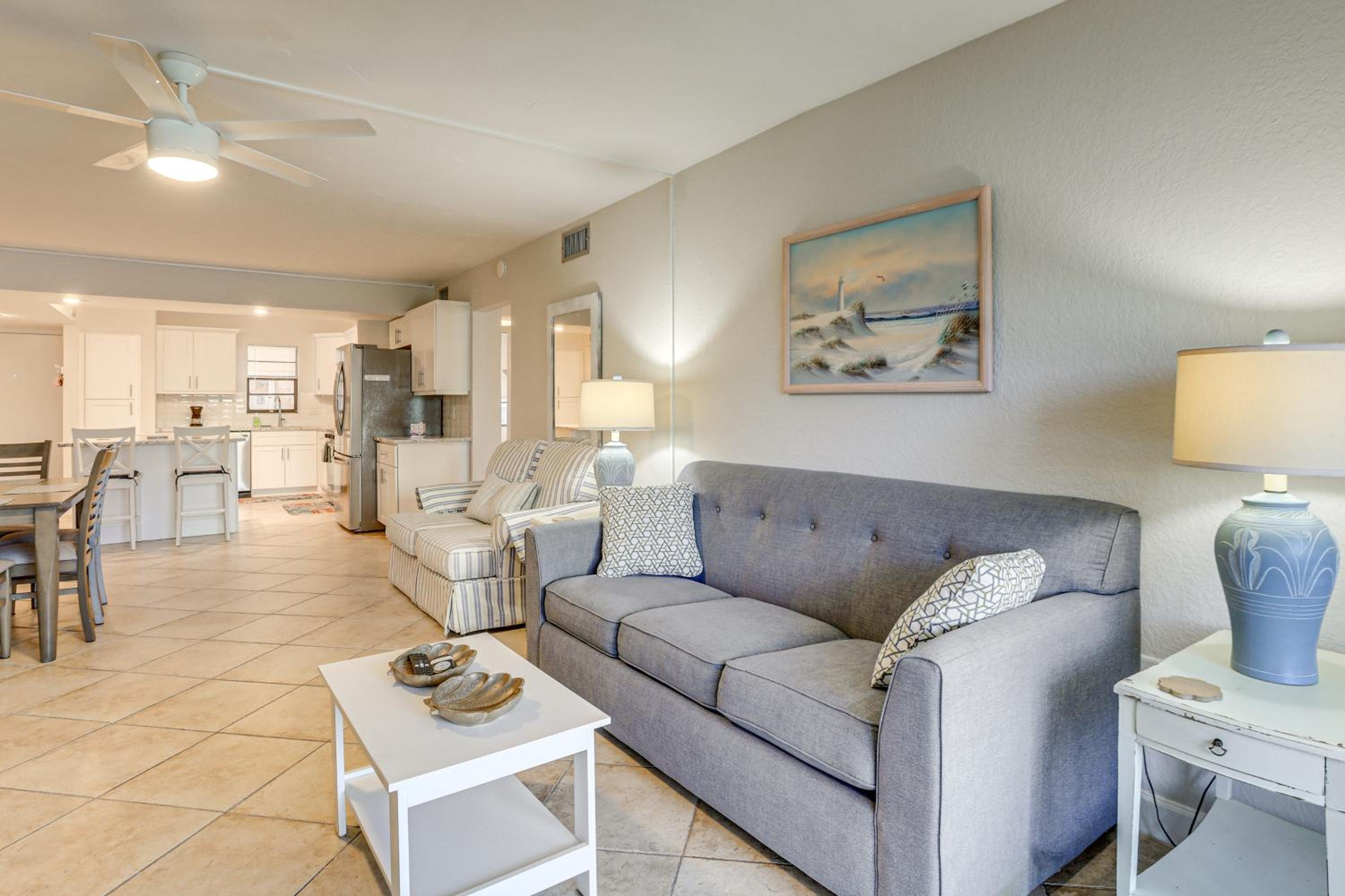 Great View, Resort Perks! Waterfront St Pete Condo