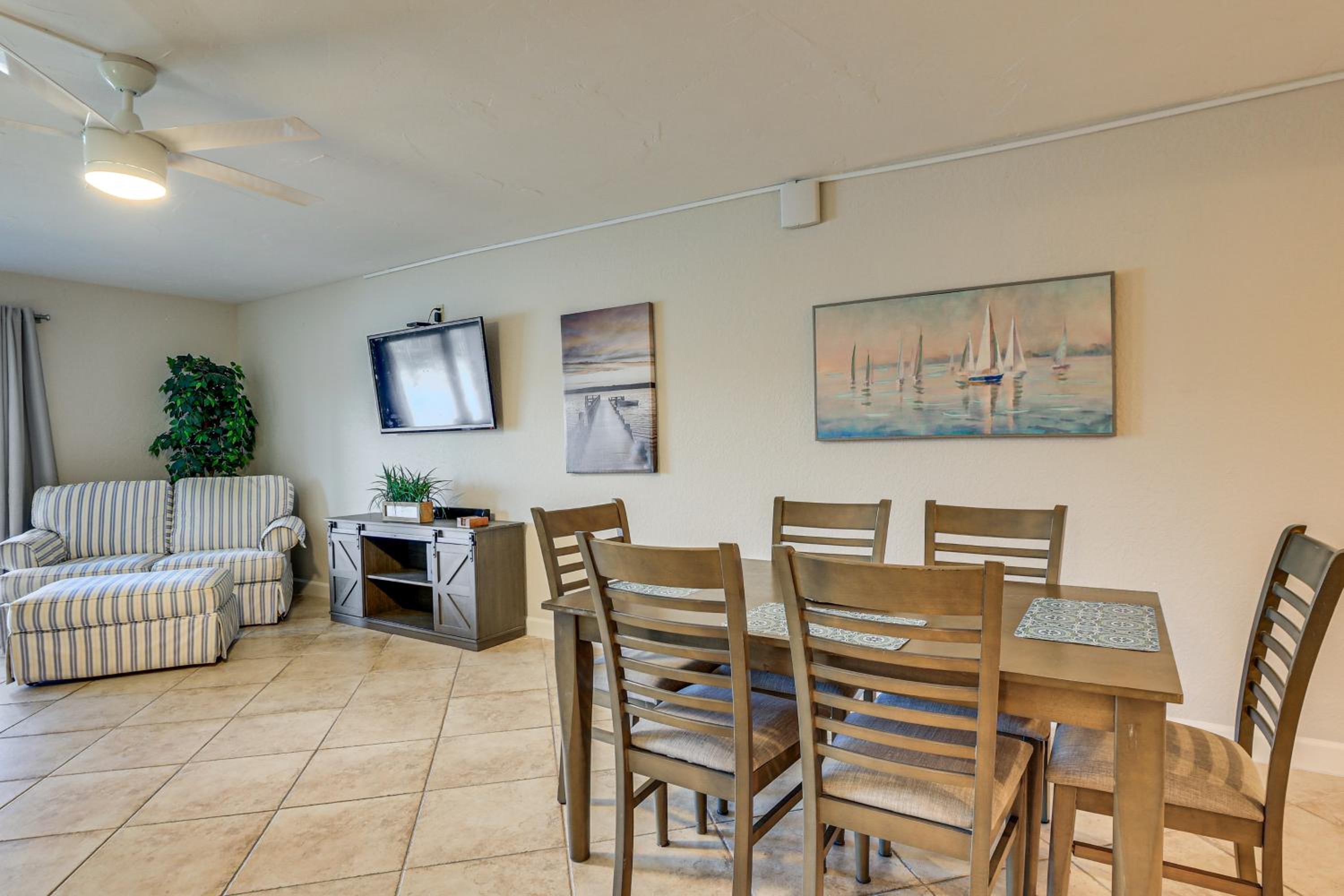 Great View, Resort Perks! Waterfront St Pete Condo