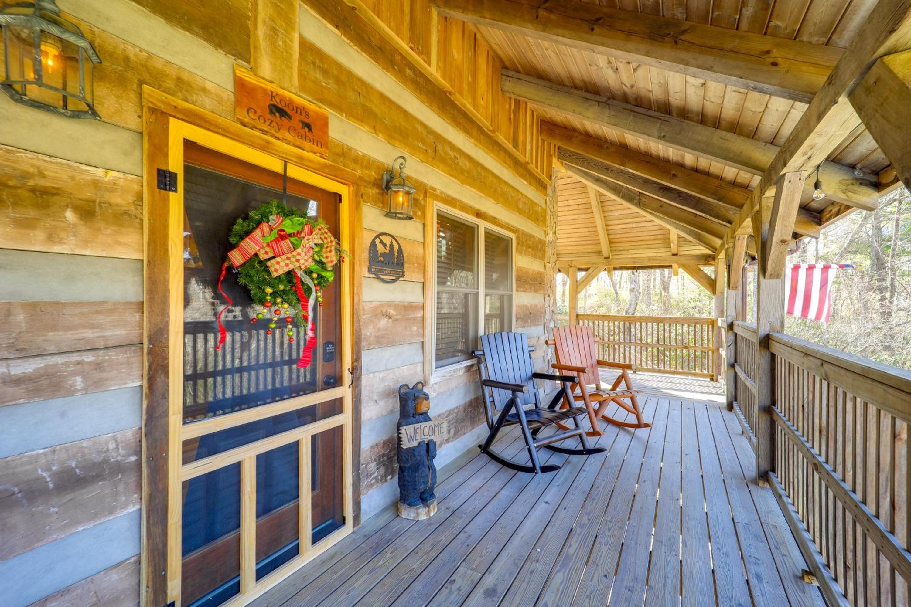 Less Than 1 Mi to Linville Falls Family Gem with Game Room!