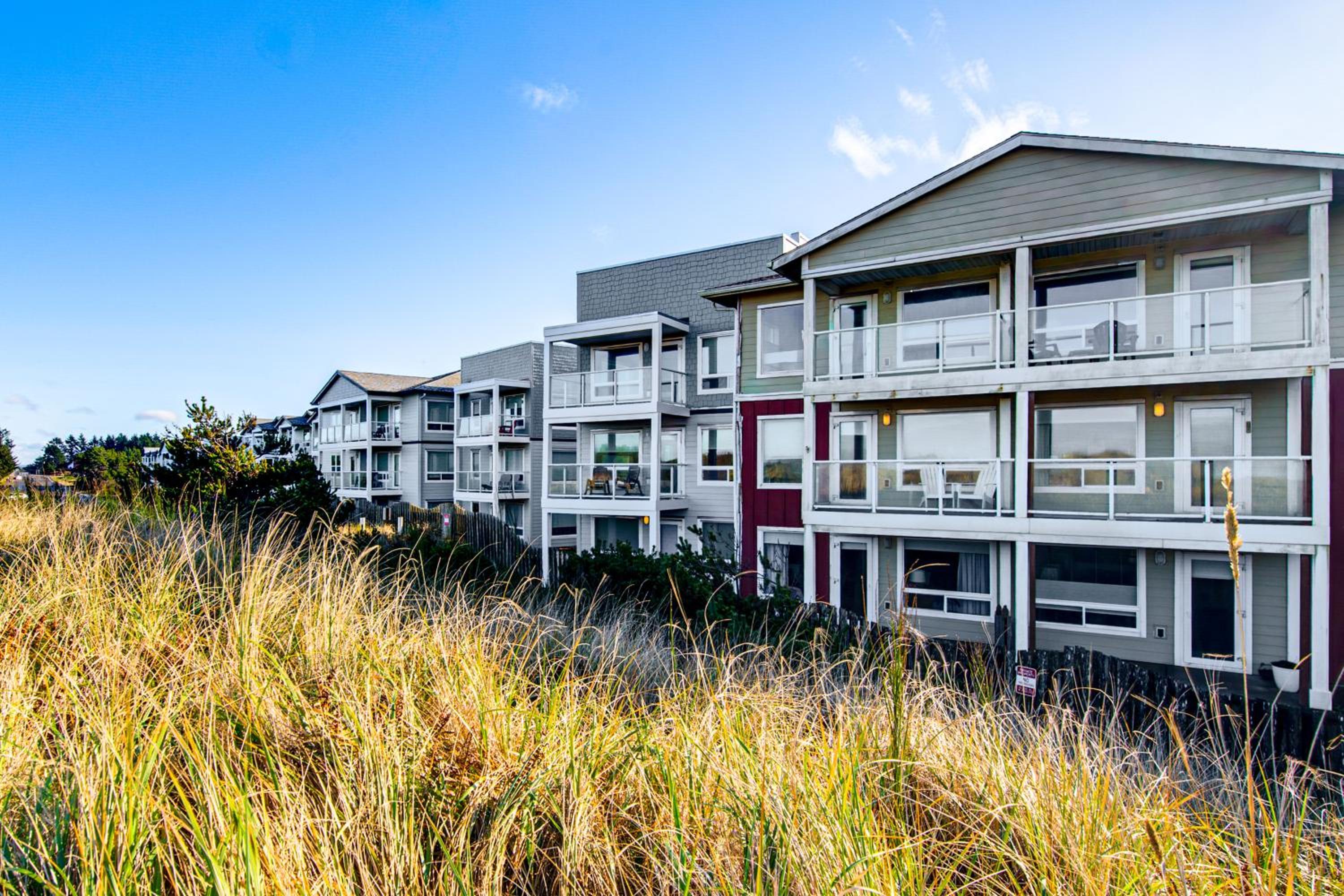Beach Access and Community Perks! Westport Hideaway