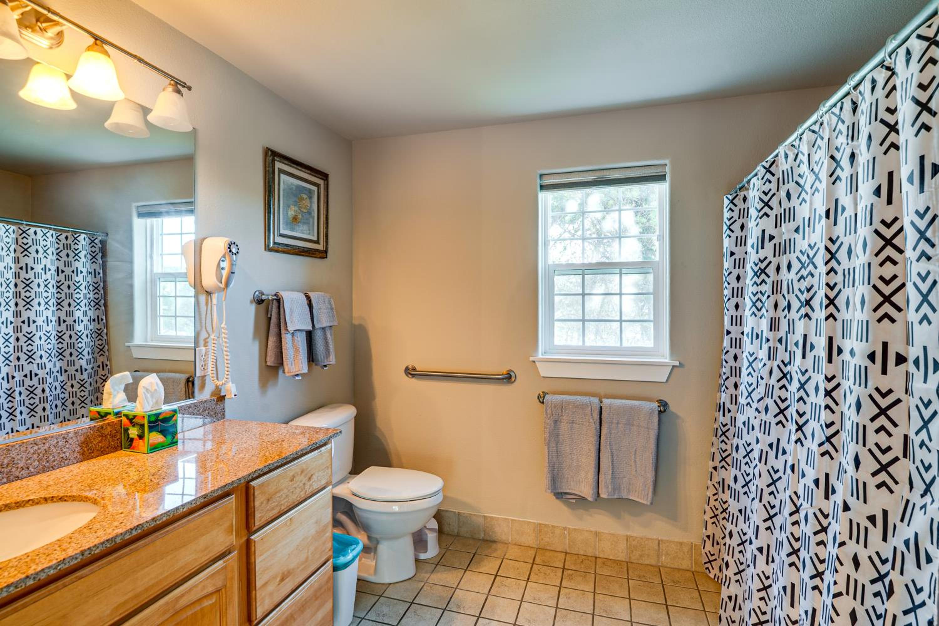 Beach Access and Community Perks! Westport Hideaway
