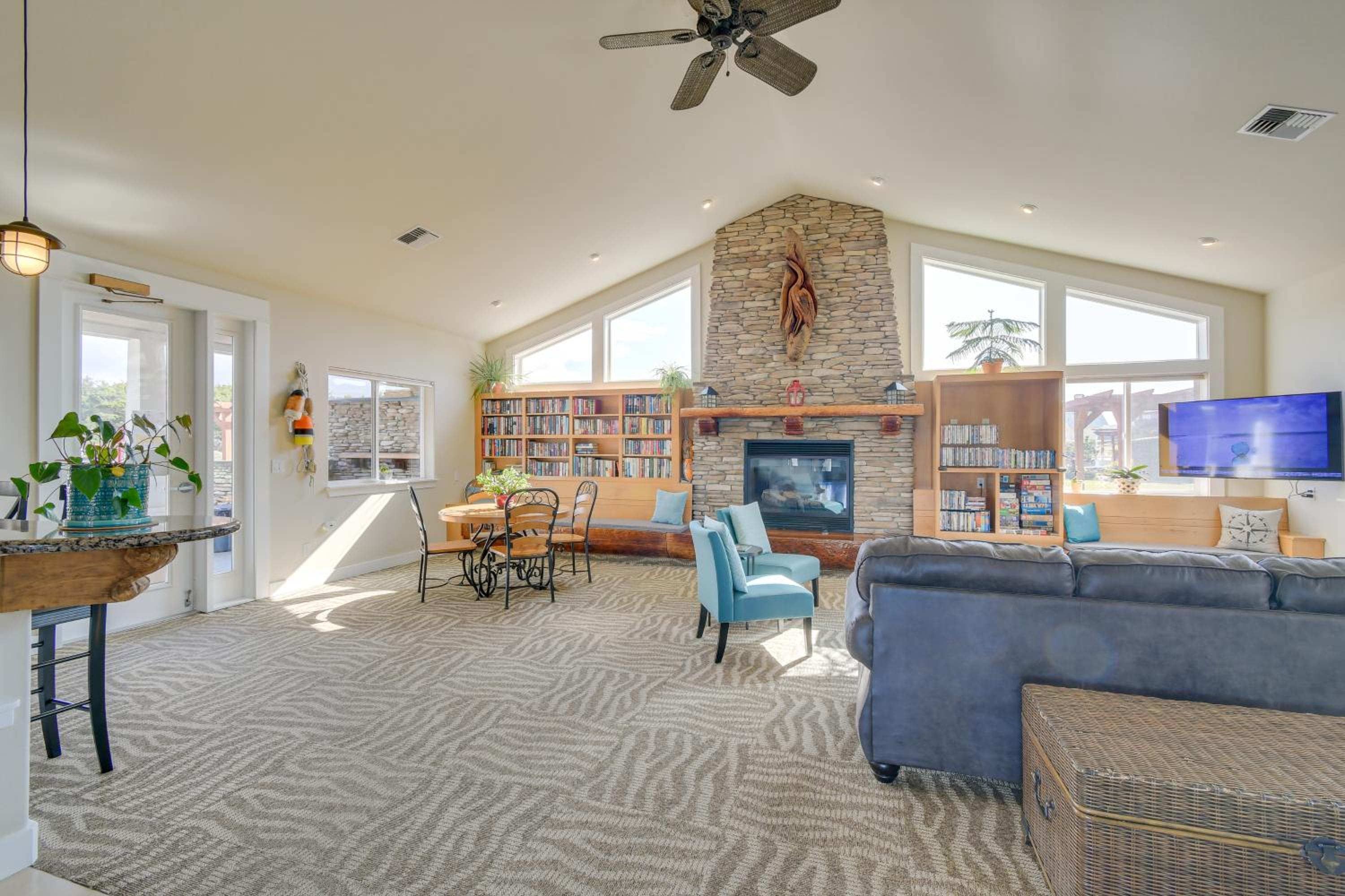 Beach Access and Community Perks! Westport Hideaway