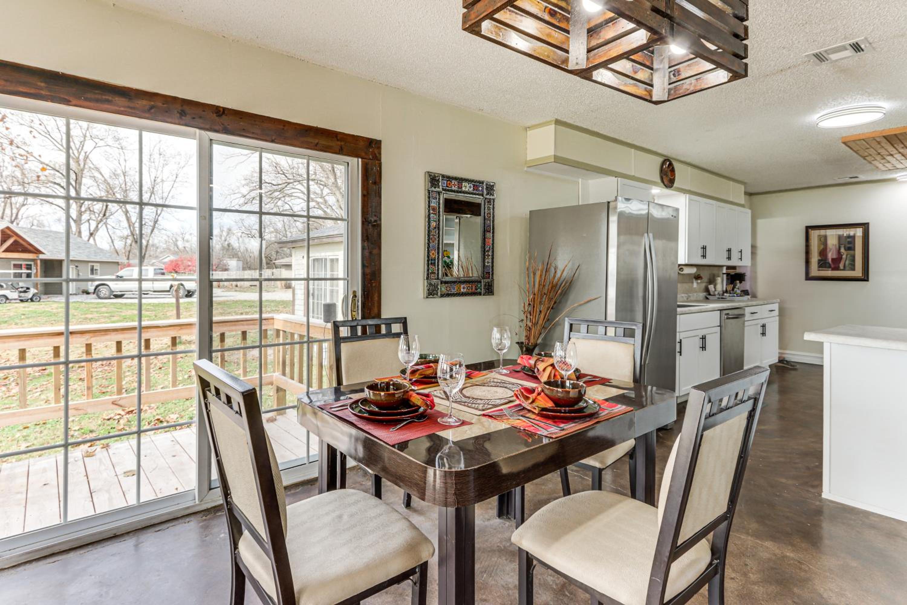 Deck and Yard Wolf Creek Waterfront Home in Grove!