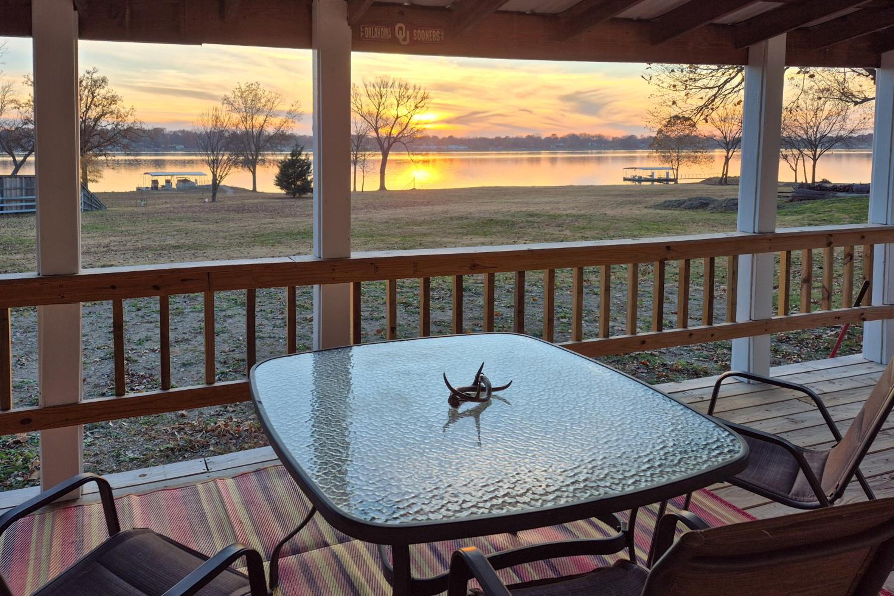 Deck and Yard Wolf Creek Waterfront Home in Grove!
