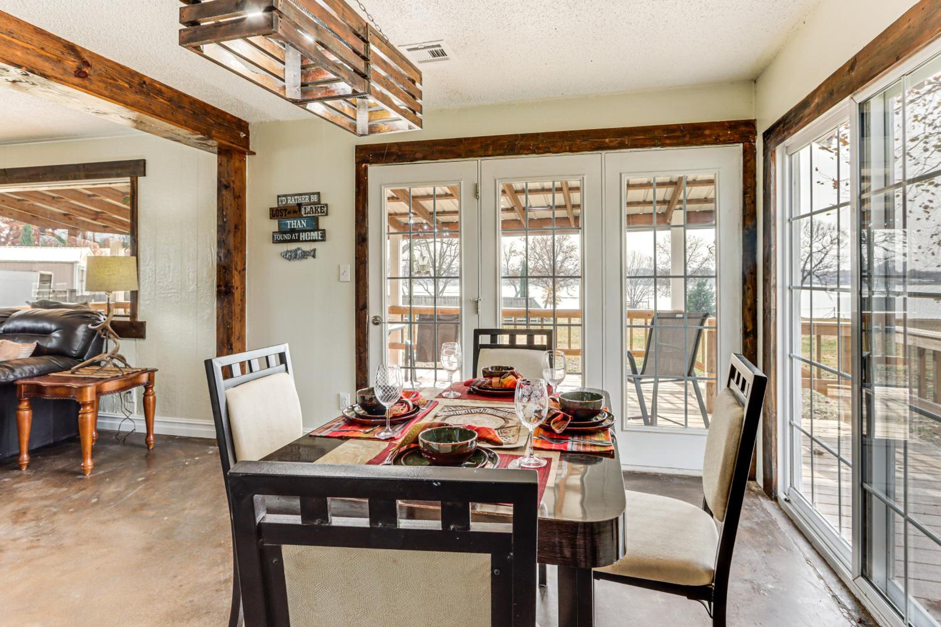 Deck and Yard Wolf Creek Waterfront Home in Grove!