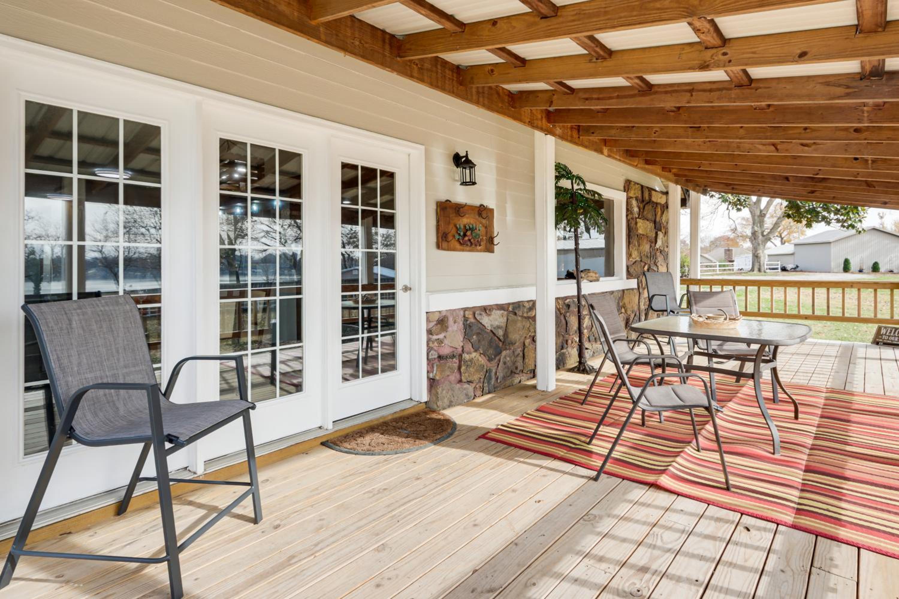 Deck and Yard Wolf Creek Waterfront Home in Grove!