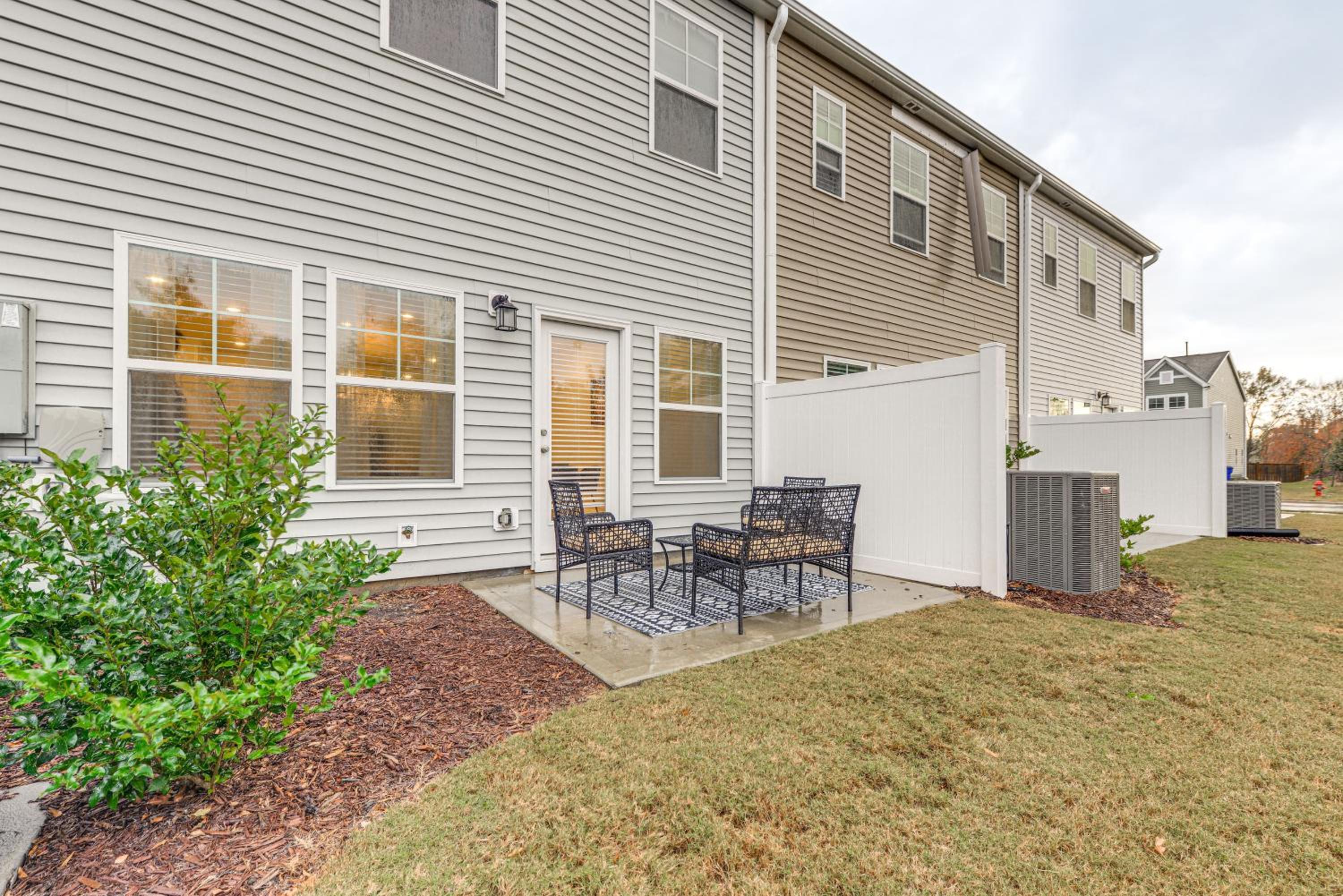 Private Patio! Sleek and Stylish Smithfield Townhome