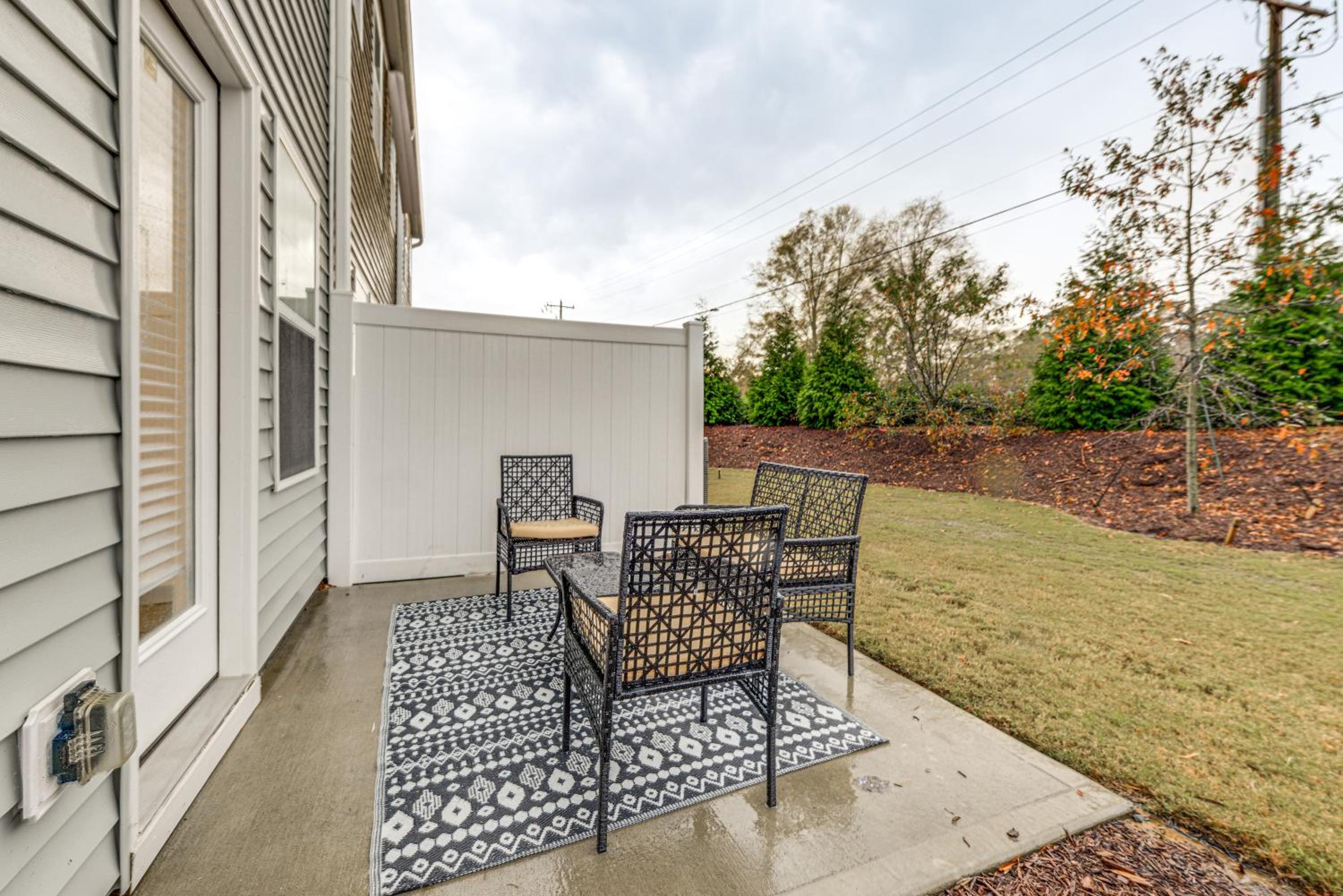 Private Patio! Sleek and Stylish Smithfield Townhome