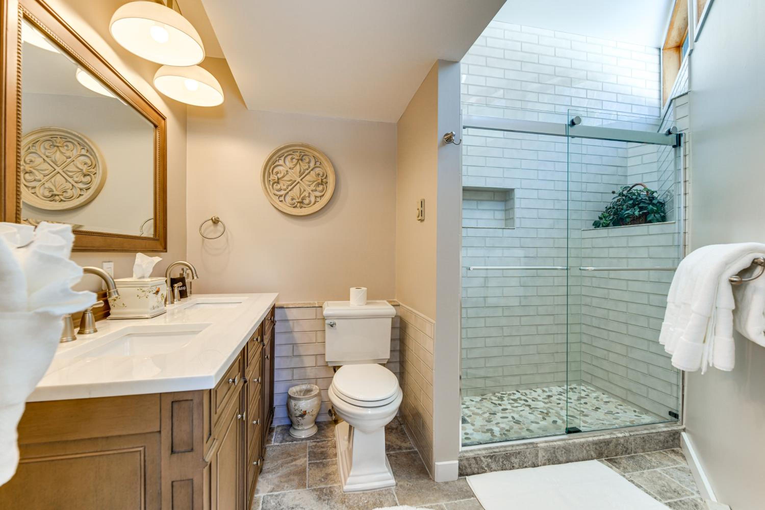 Shuttle to Slopes Mtn Condo Less Than 1 Mi to Sugarbush