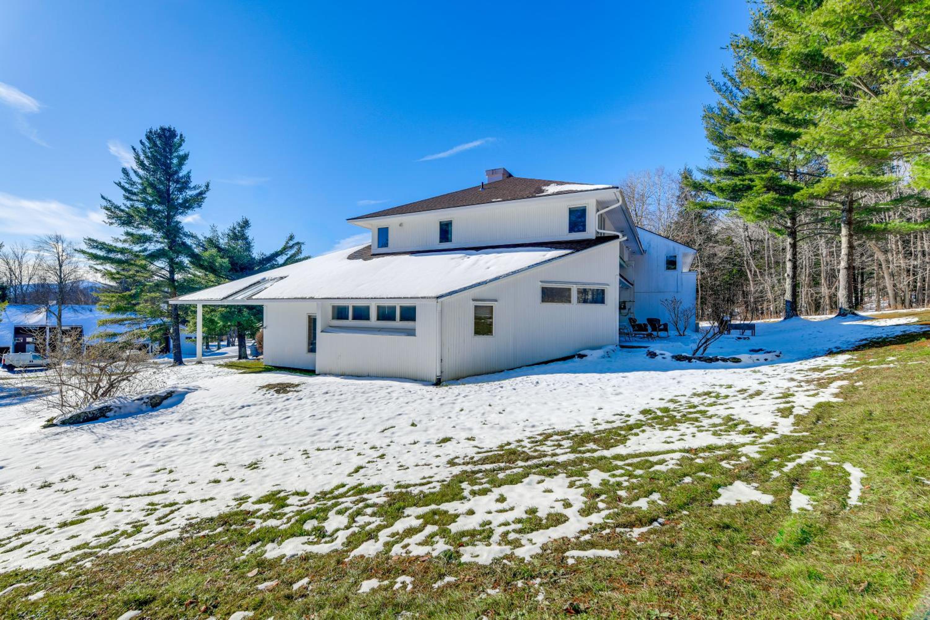 Shuttle to Slopes Mtn Condo Less Than 1 Mi to Sugarbush