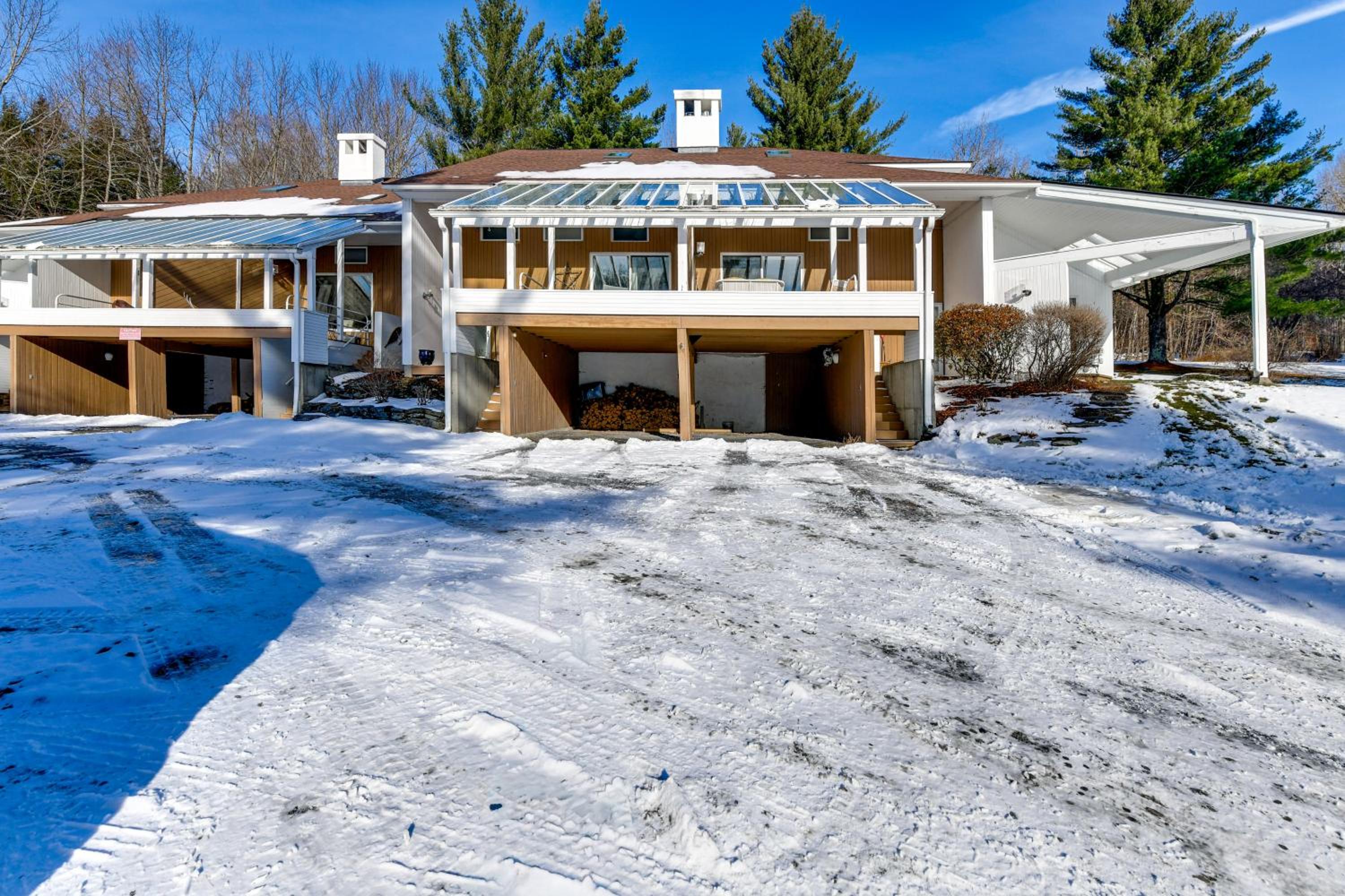 Shuttle to Slopes Mtn Condo Less Than 1 Mi to Sugarbush